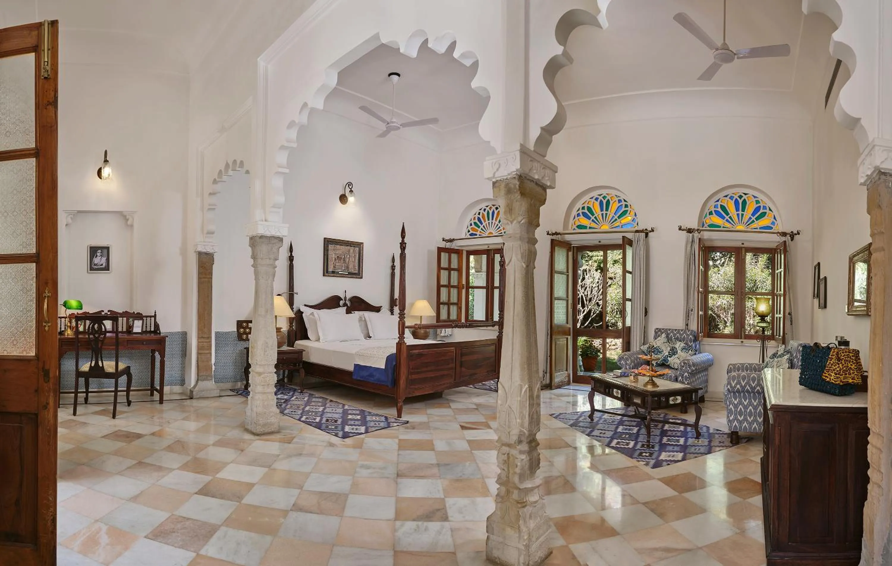 Photo of the whole room in Dev Shree Deogarh