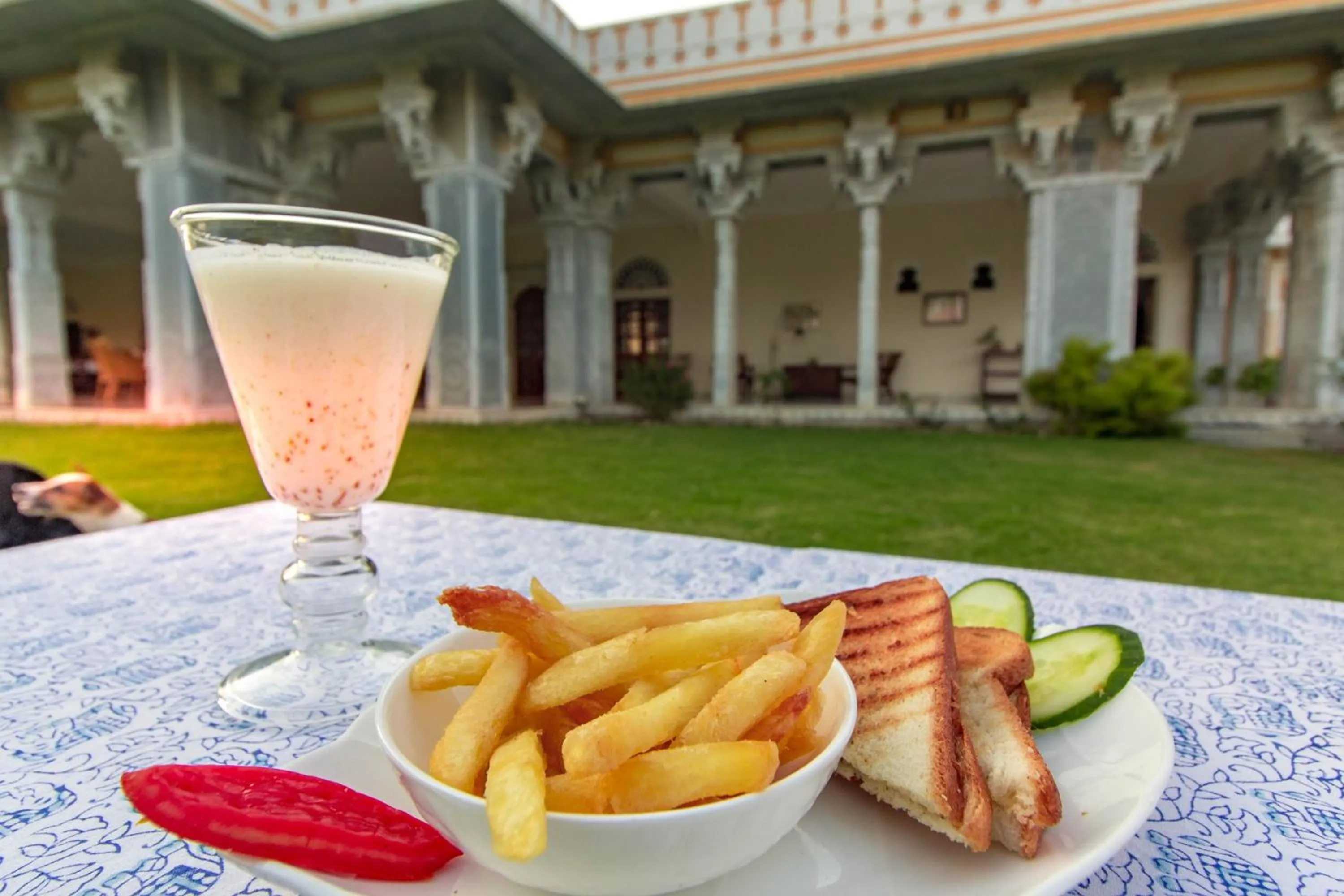 Food and drinks in Dev Shree Deogarh