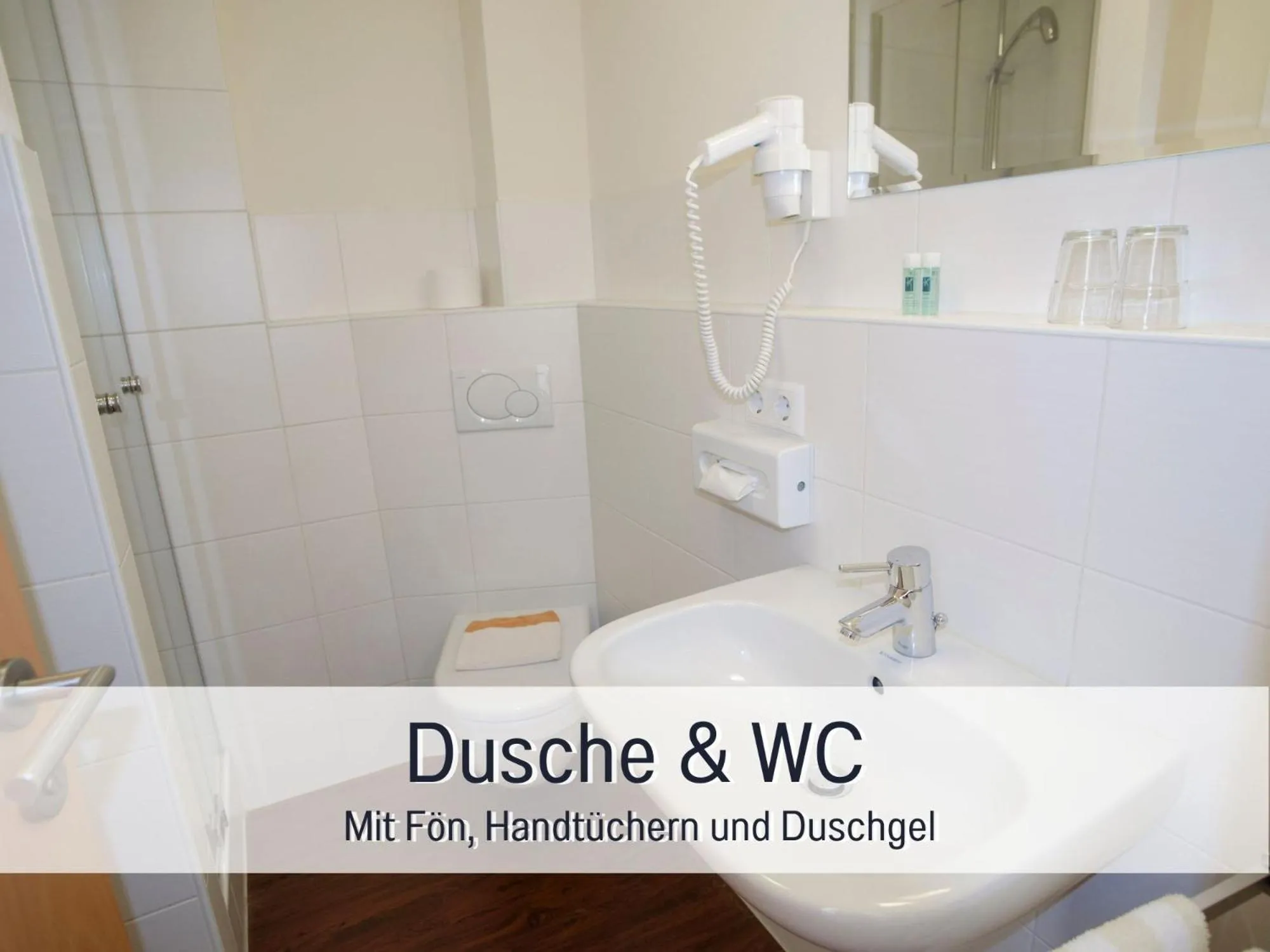 Bathroom in Landgasthof Linde - In ruhiger, ländlicher Umgebung