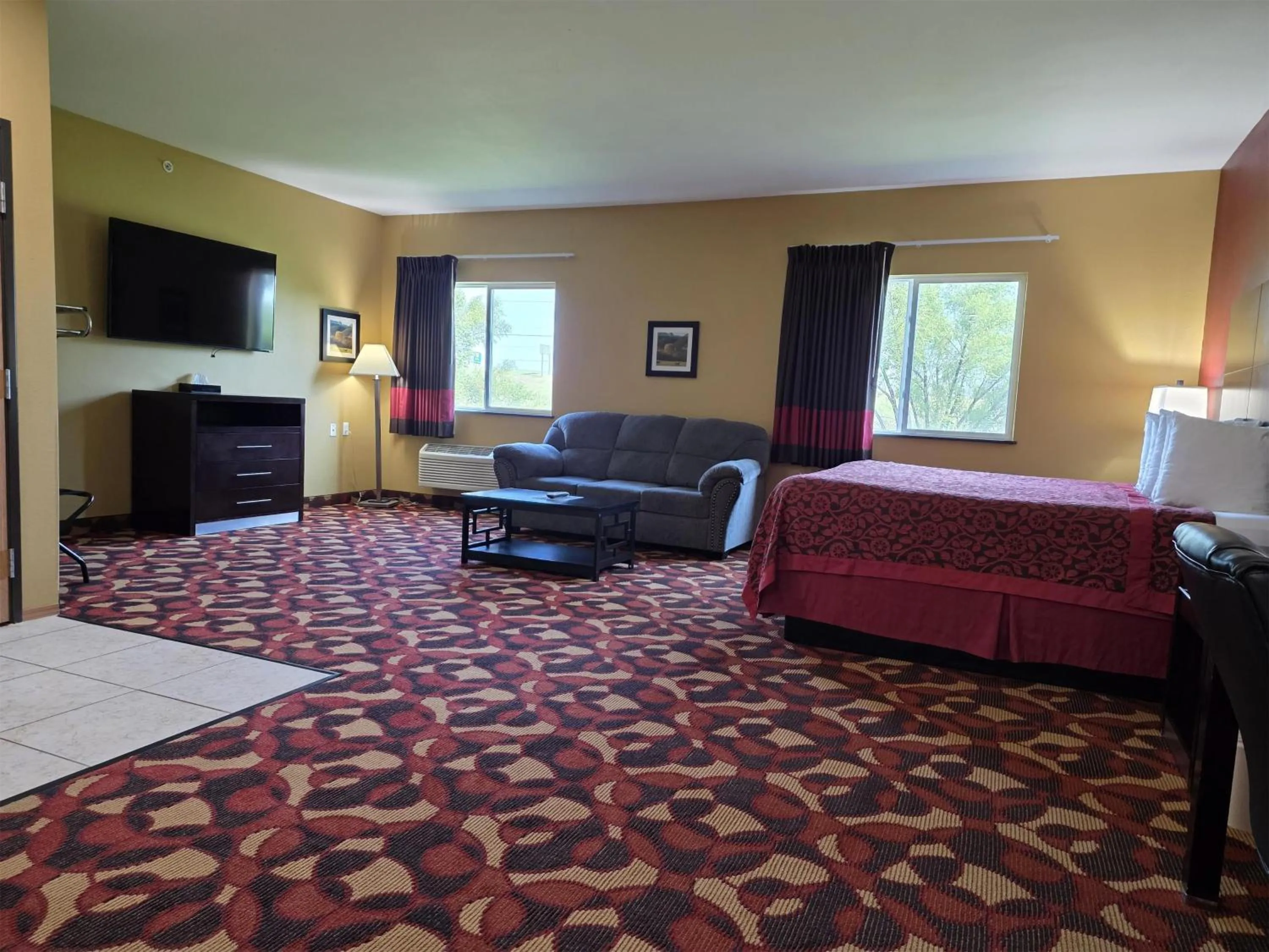 Bedroom, Bed in SureStay Studio By Best Western El Dorado