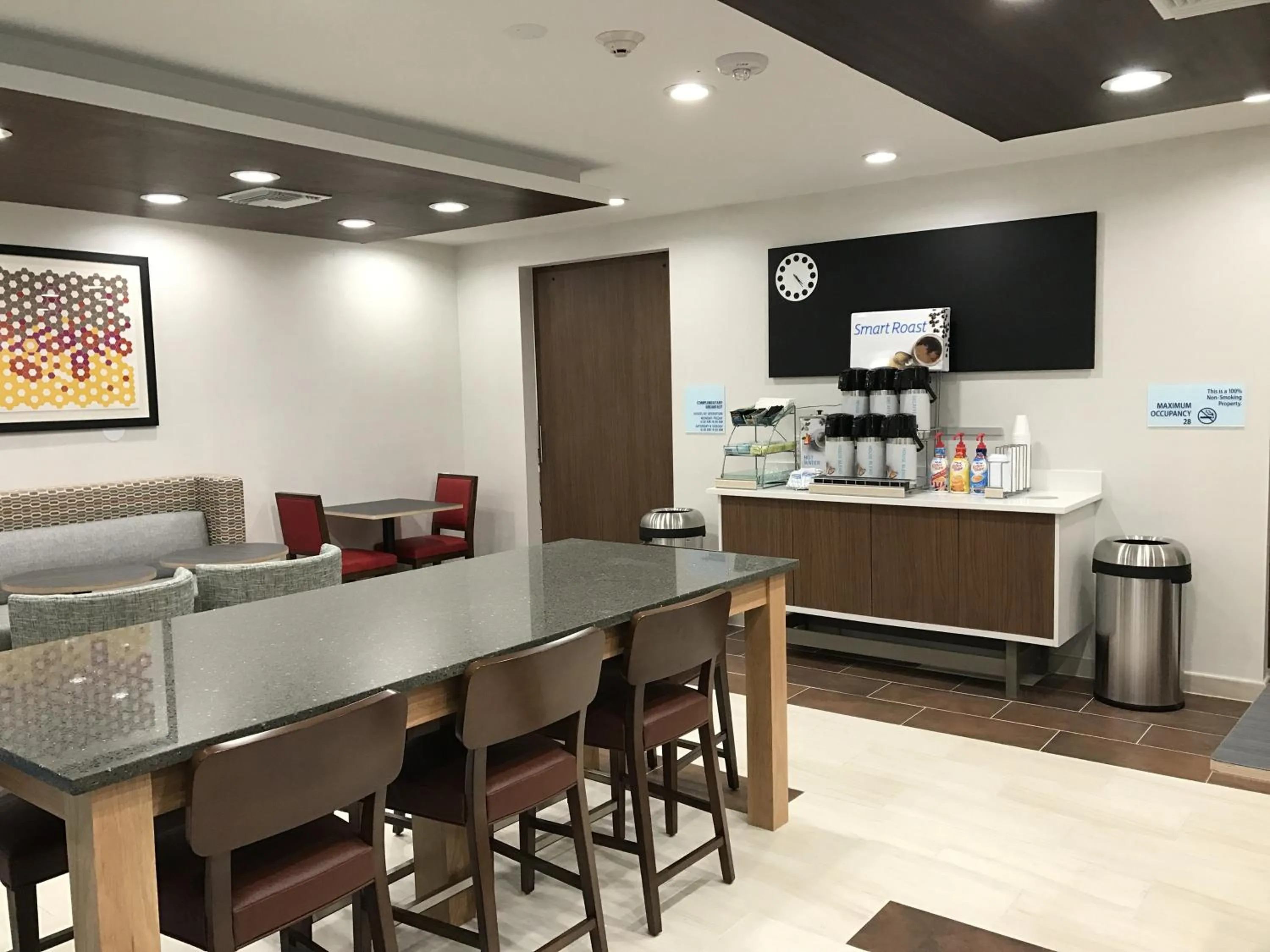 Breakfast in Holiday Inn Express - Naples South - I-75 by IHG