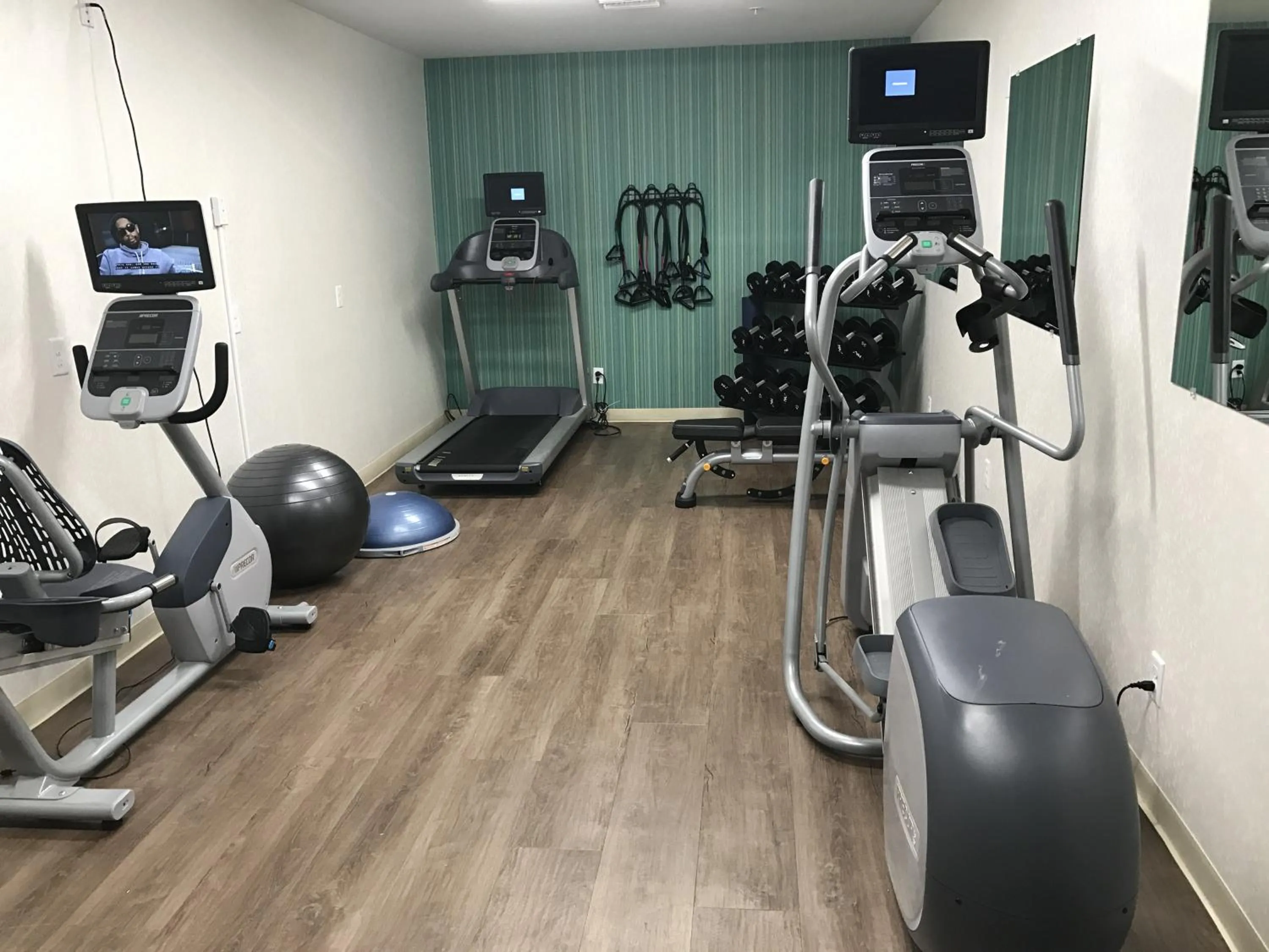 Fitness centre/facilities in Holiday Inn Express - Naples South - I-75 by IHG