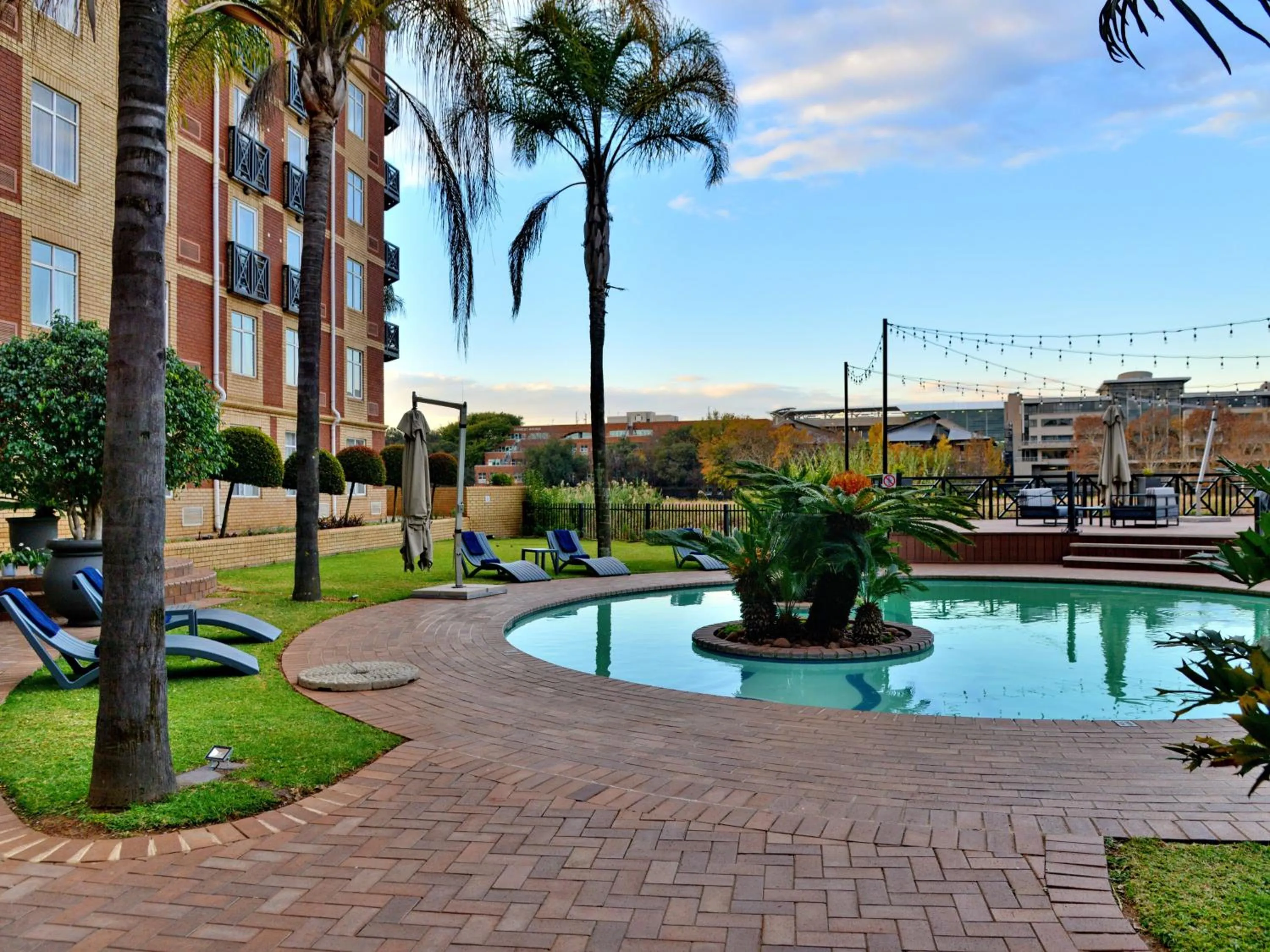 Swimming pool in ANEW Hotel Centurion Pretoria