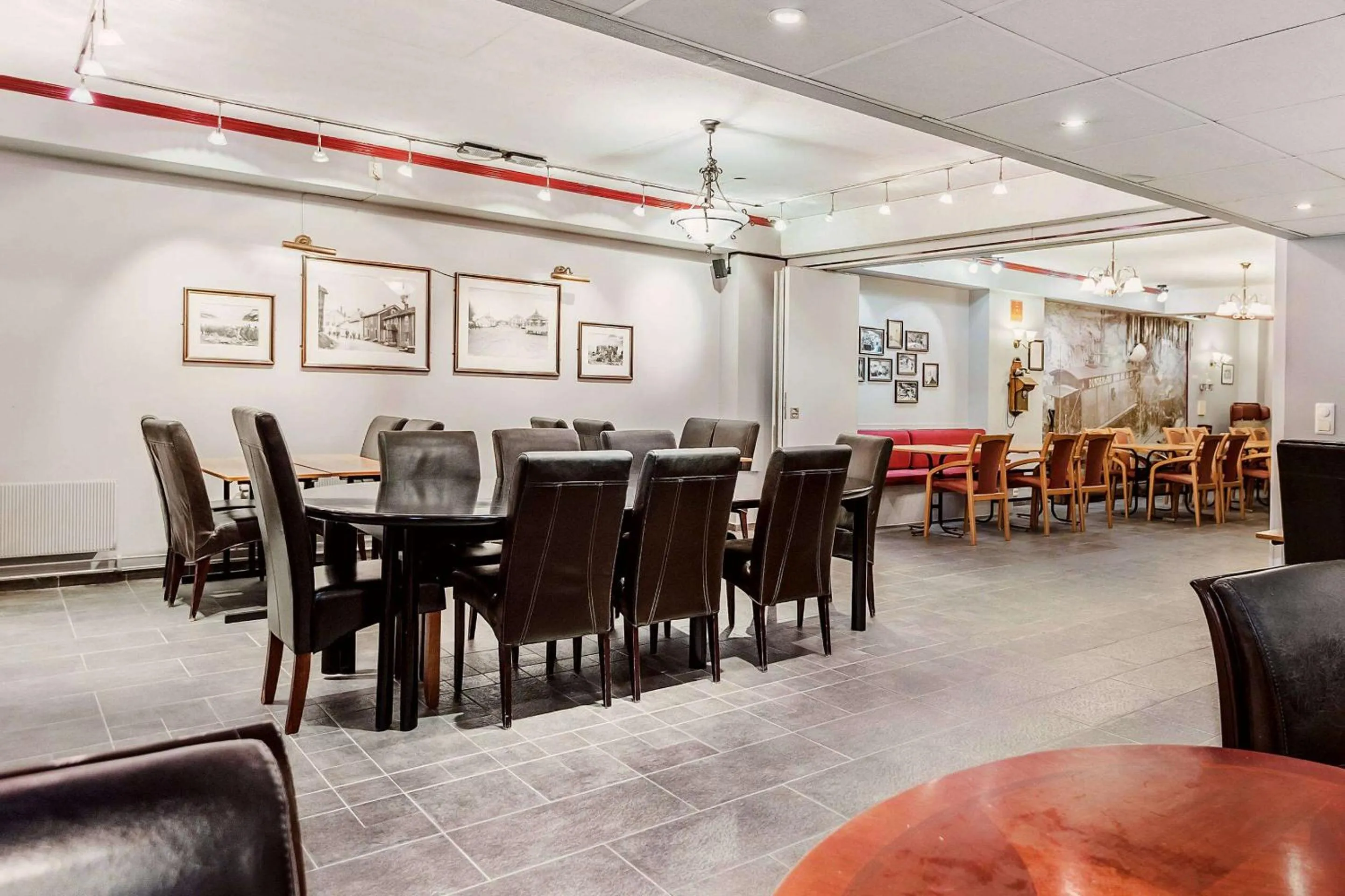 Restaurant/places to eat in Sure Hotel by Best Western Ole Tobias