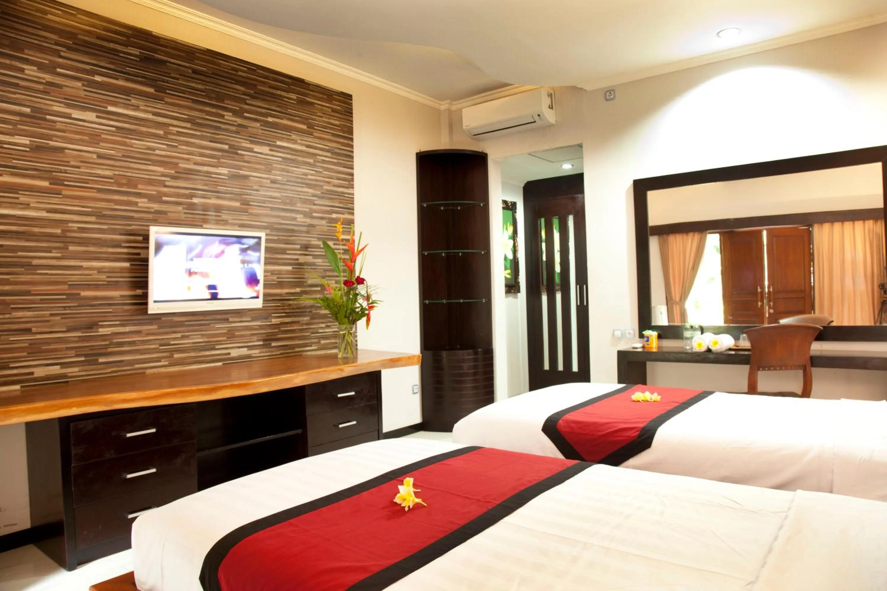 TV and multimedia, Bed in Jepun Bali Hotel