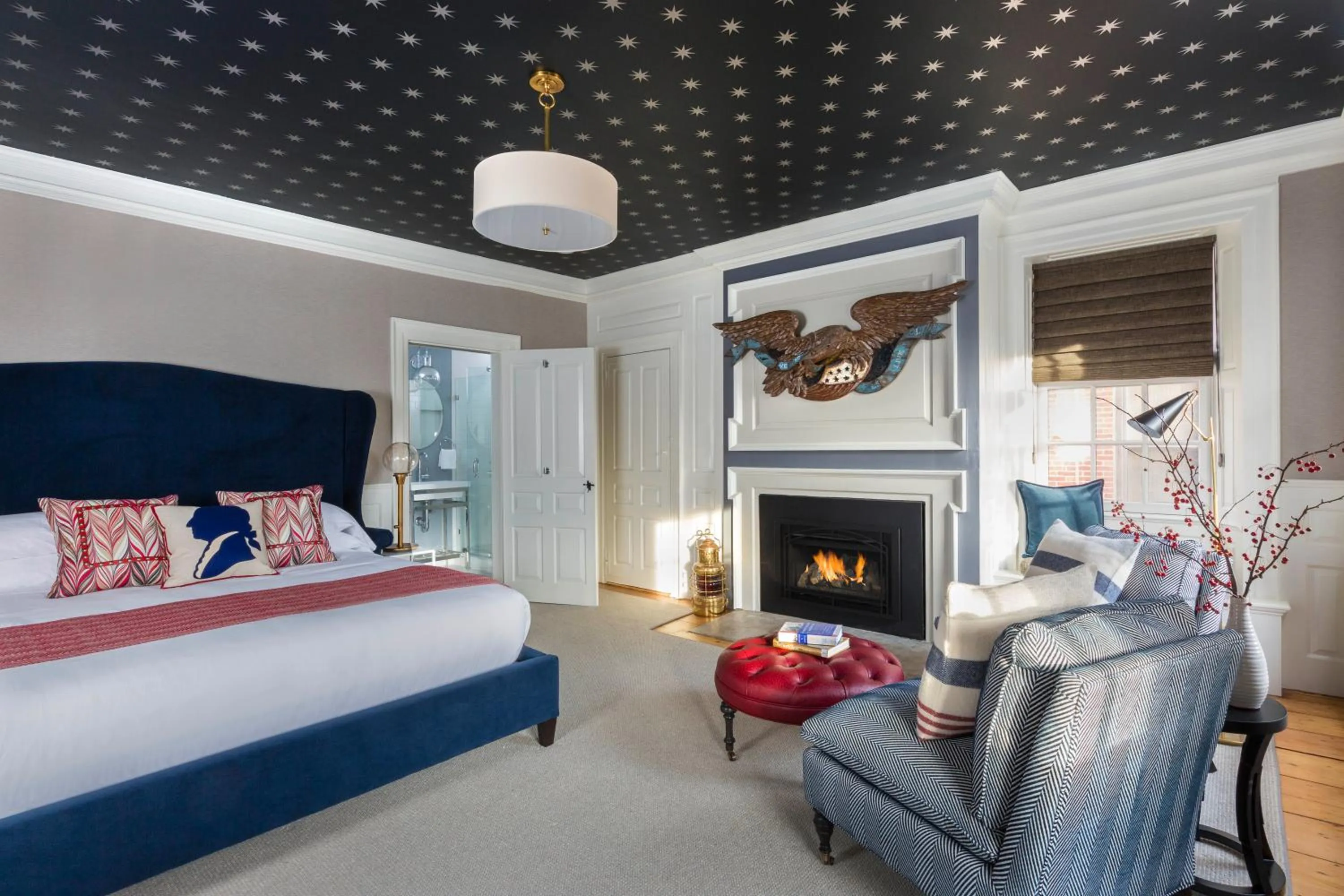 Photo of the whole room, Bed in The Merchant