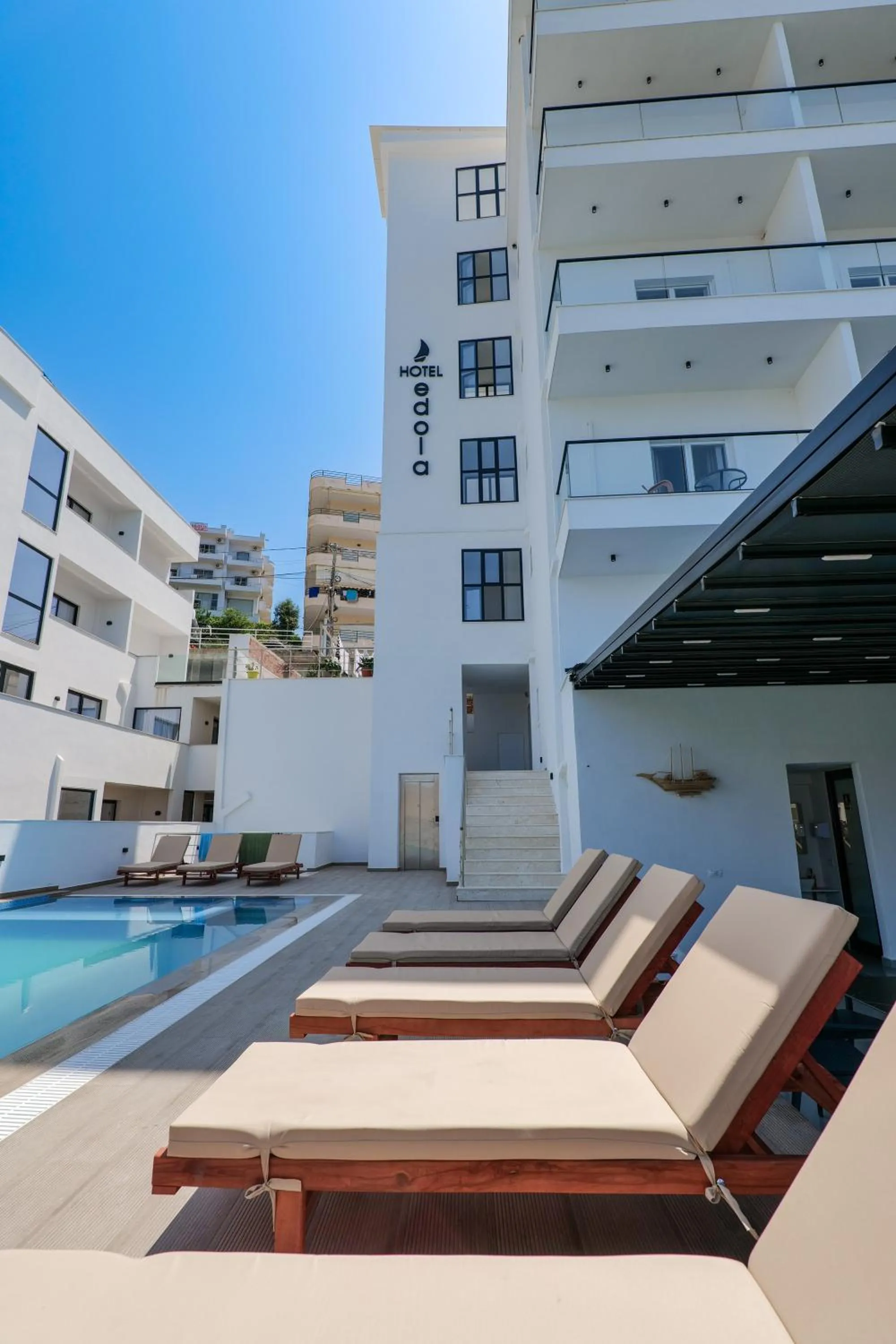 Property building in Hotel Edola