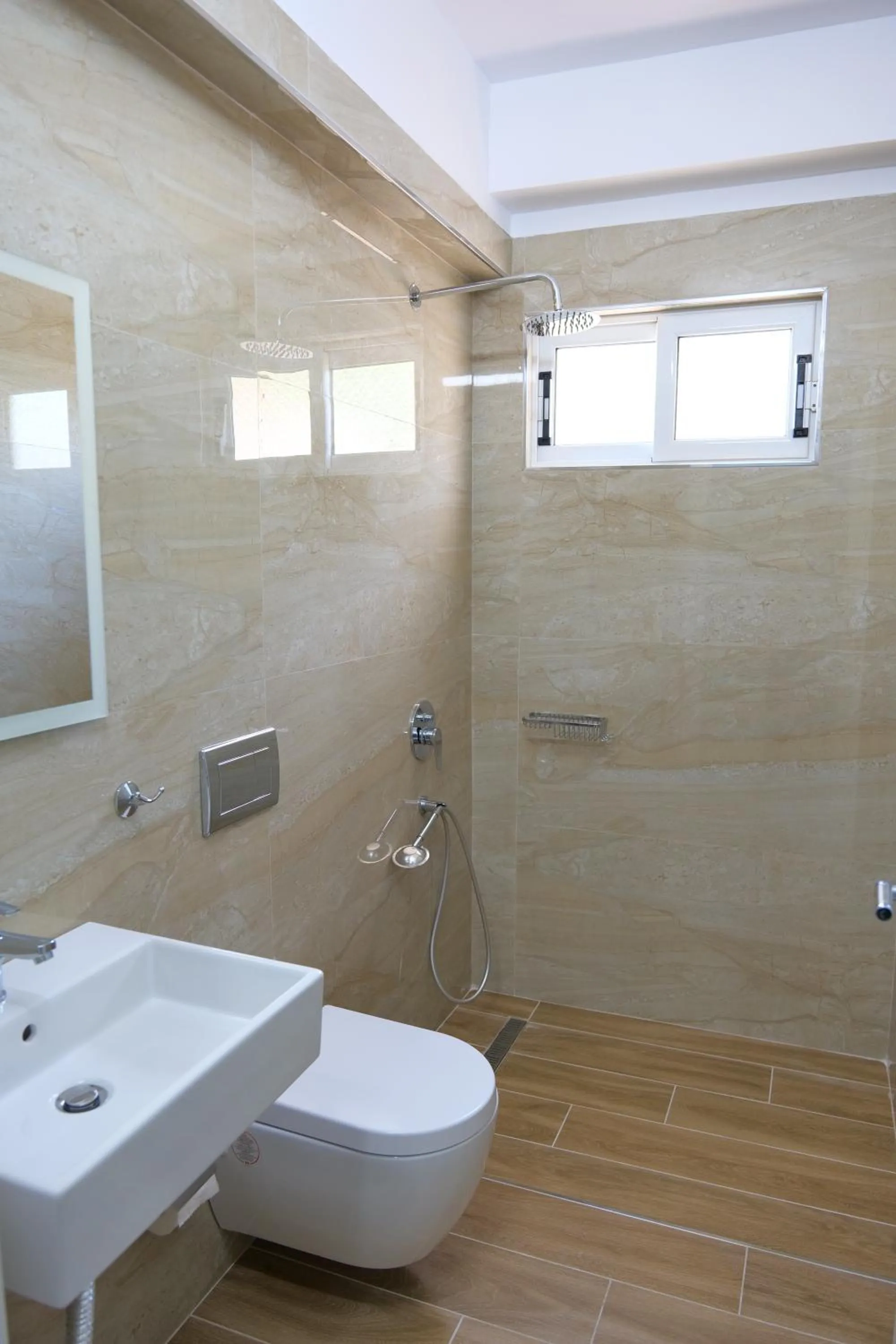 Bathroom in Hotel Edola