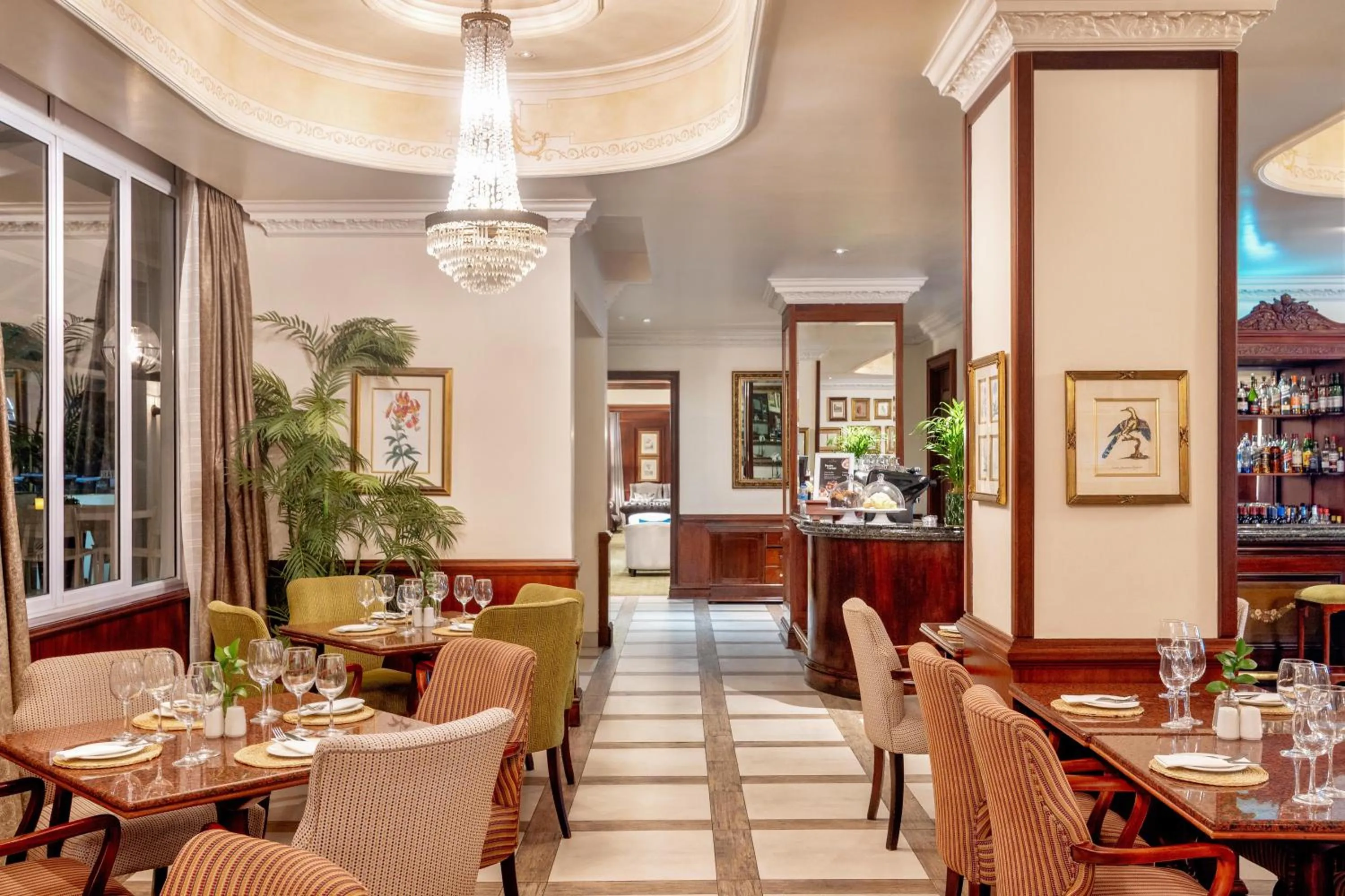 Restaurant/places to eat in The Edward