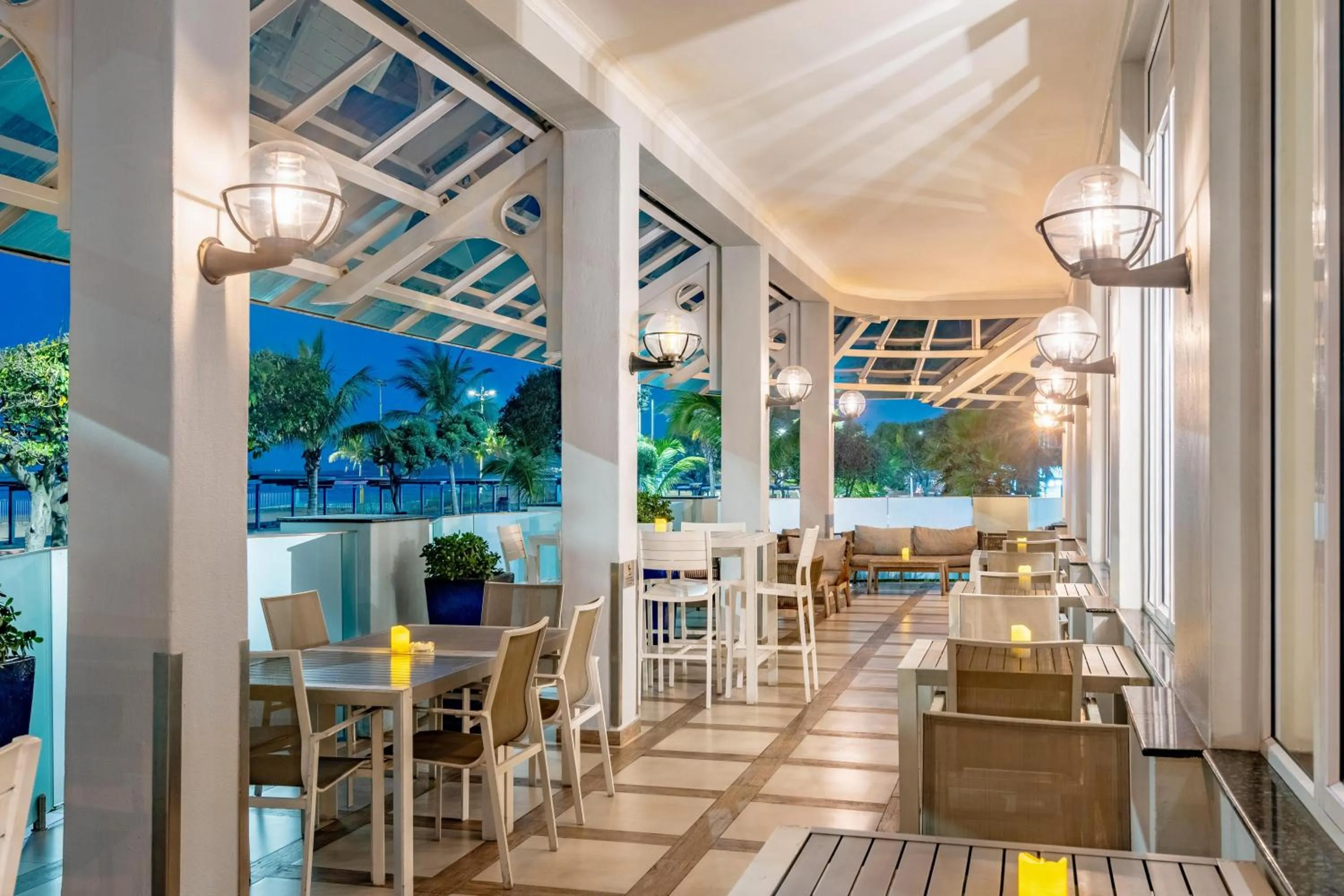 Restaurant/places to eat in The Edward