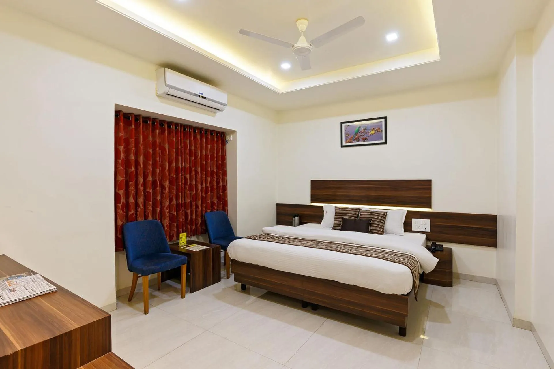 Bed in Hotel Rajpurush
