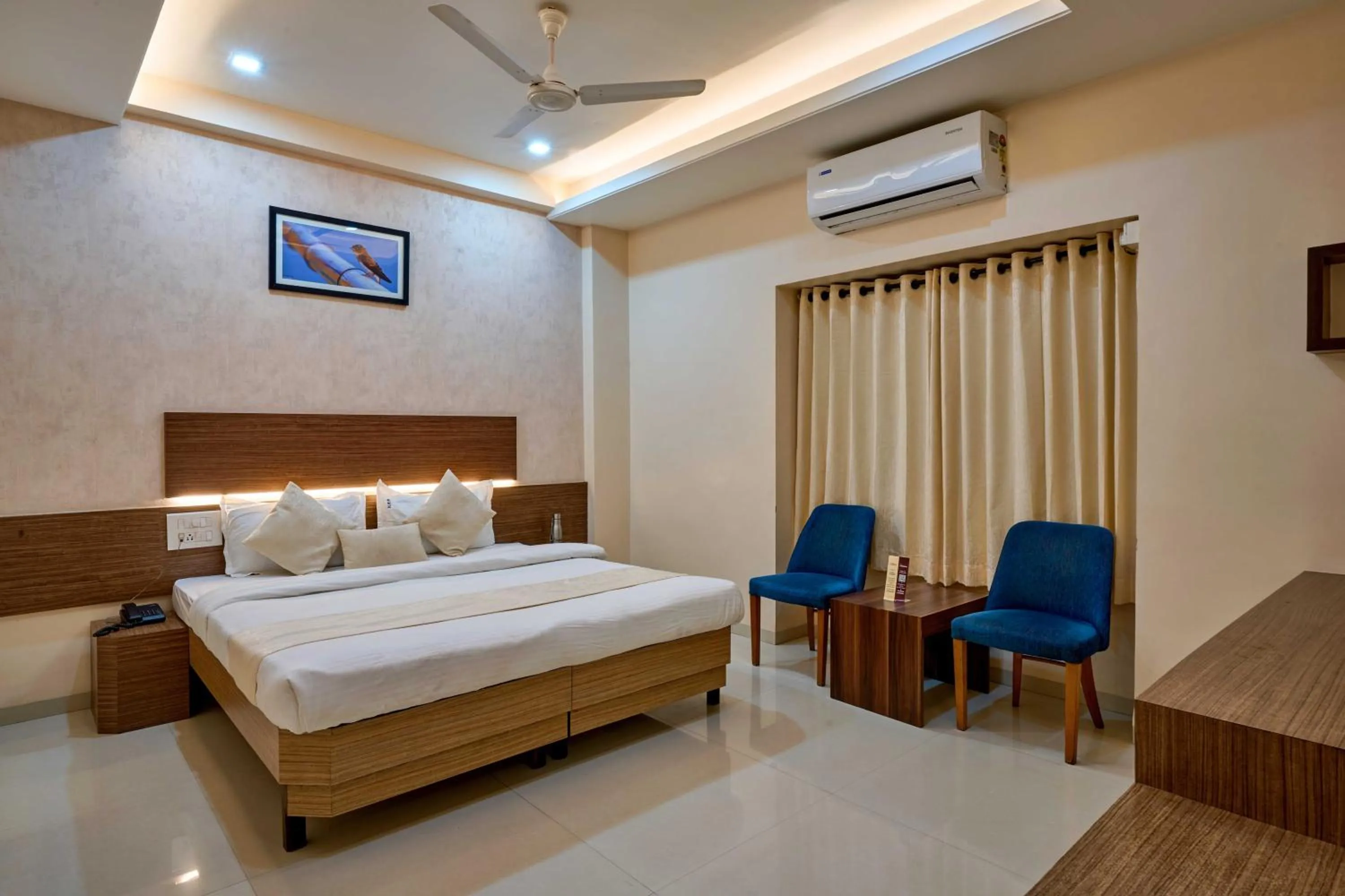 Bed in Hotel Rajpurush