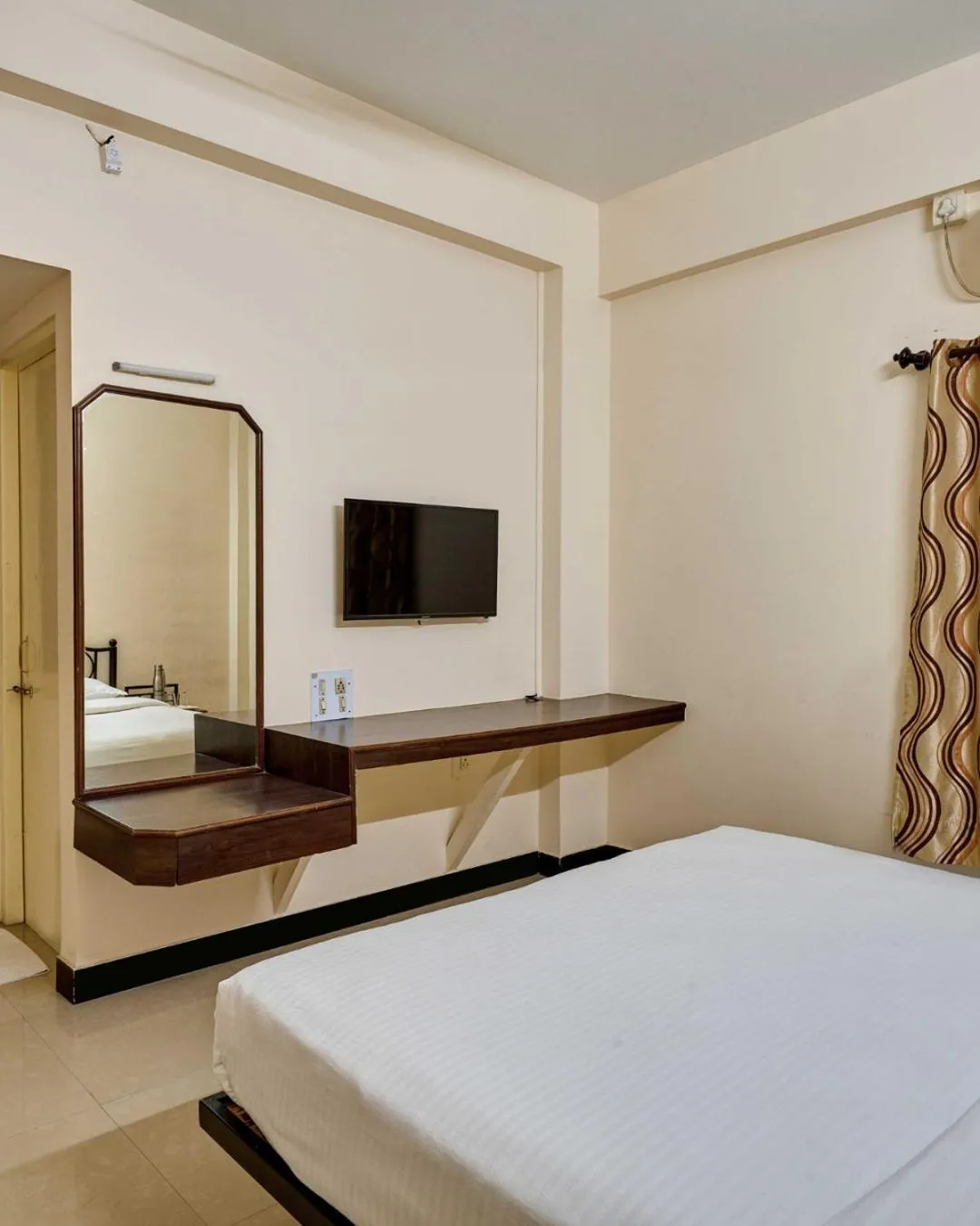 Bed in Hotel Rajpurush