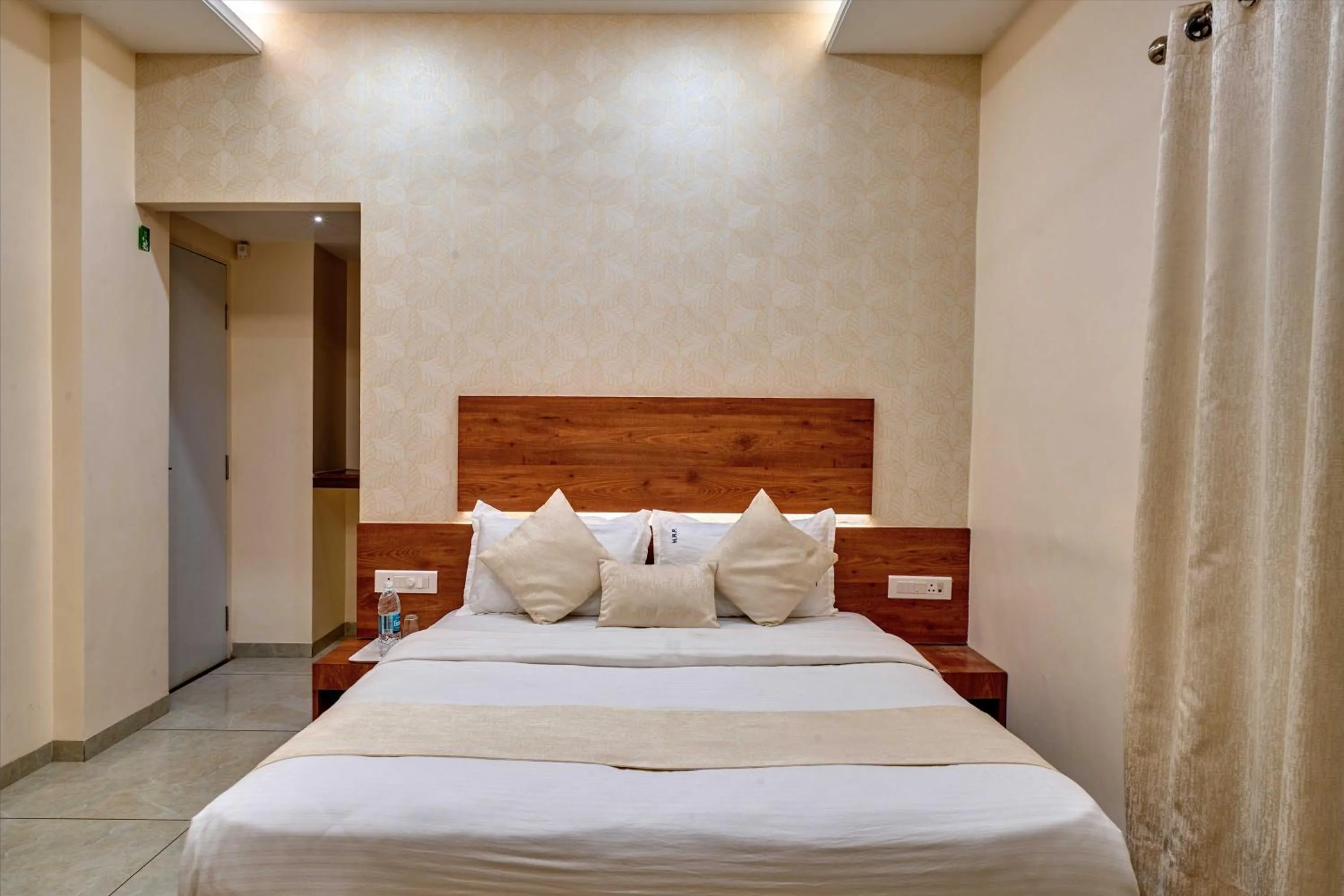 Bed in Hotel Rajpurush