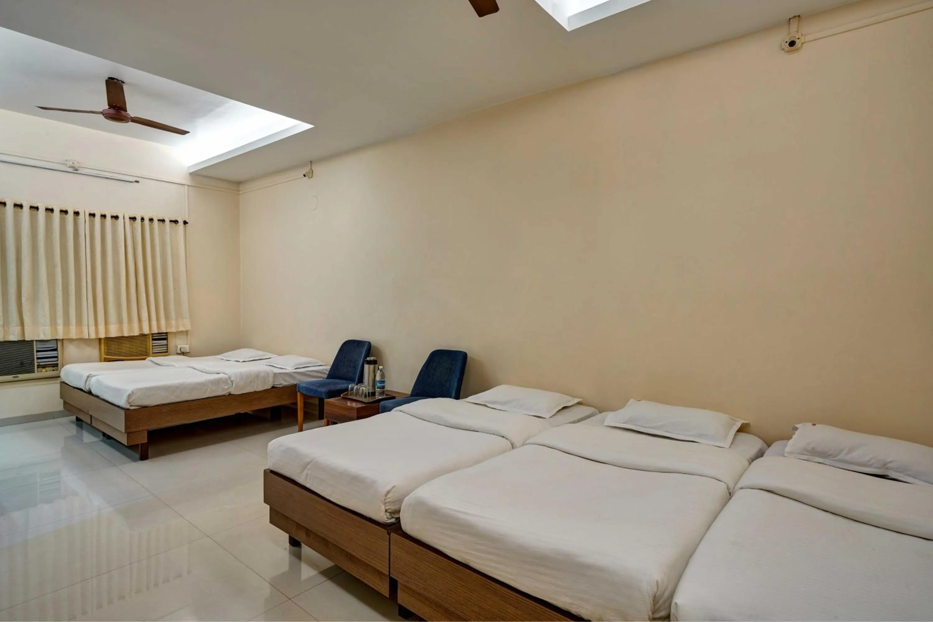 Bed in Hotel Rajpurush