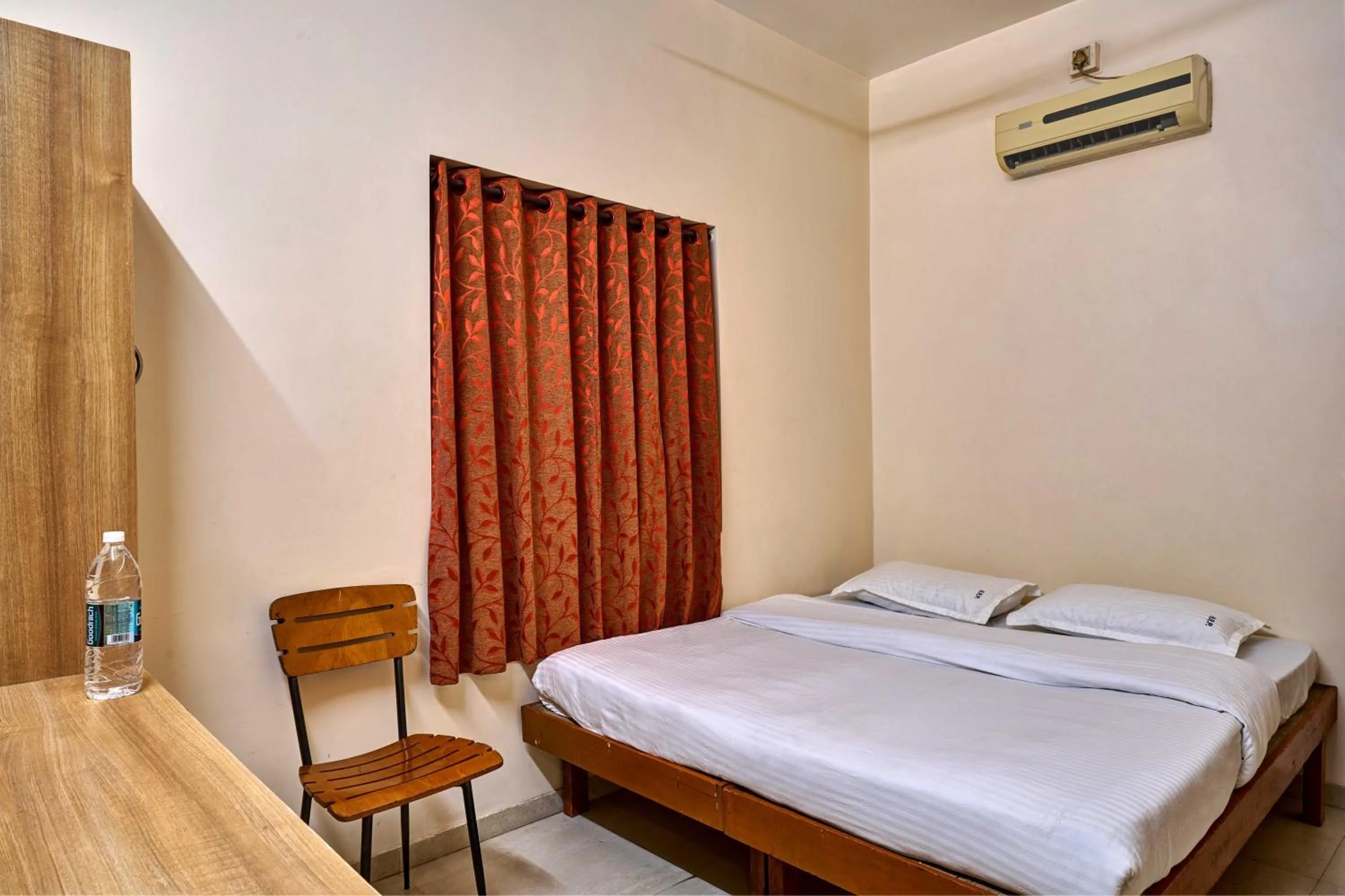 Bed in Hotel Rajpurush