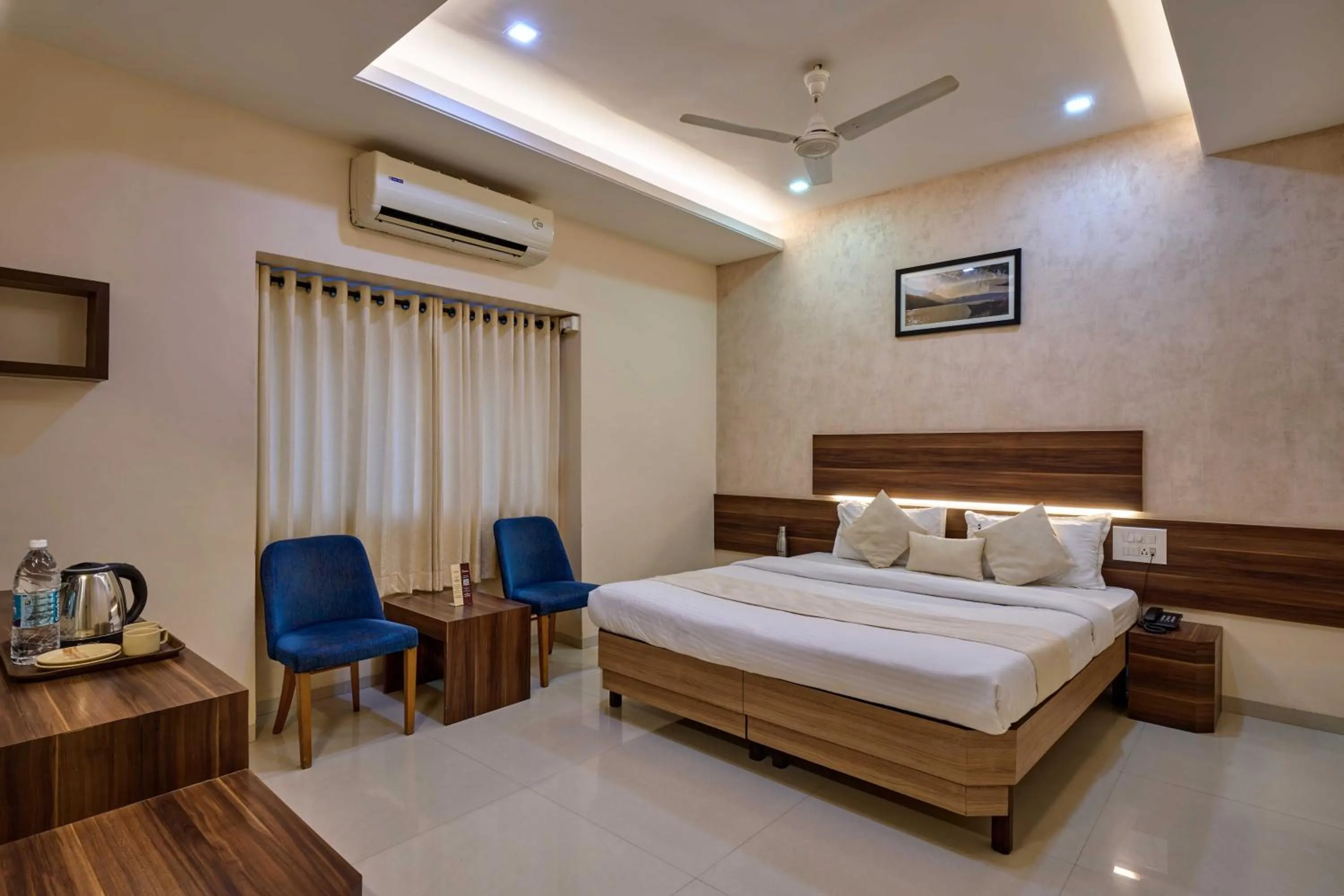 Bed in Hotel Rajpurush