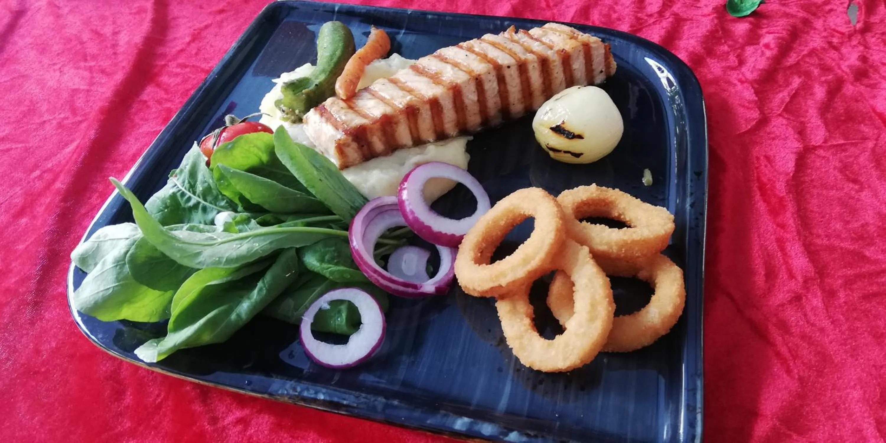 Restaurant/places to eat in Nun Hotel