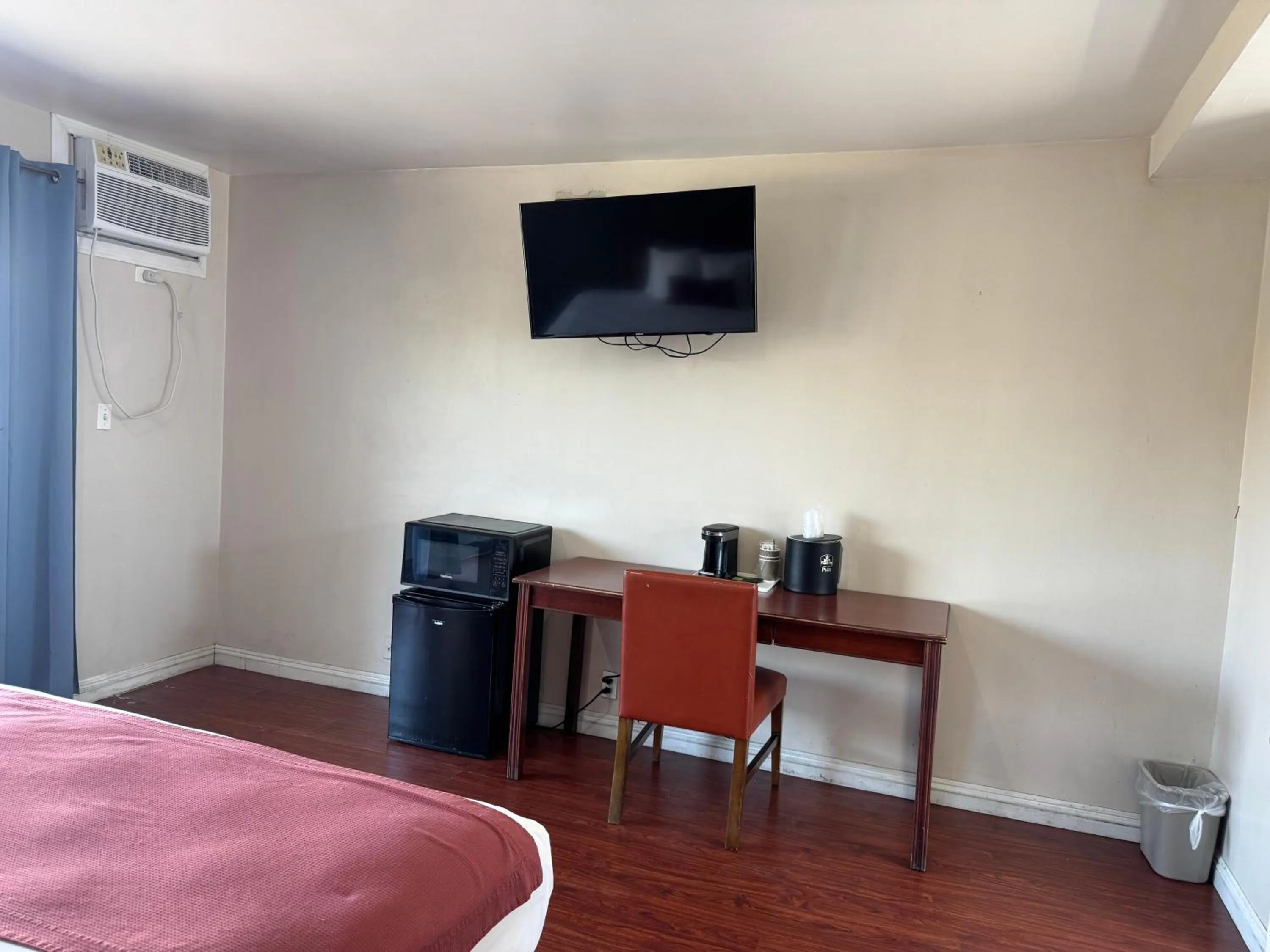 TV and multimedia, Bed in Holiday Lodge