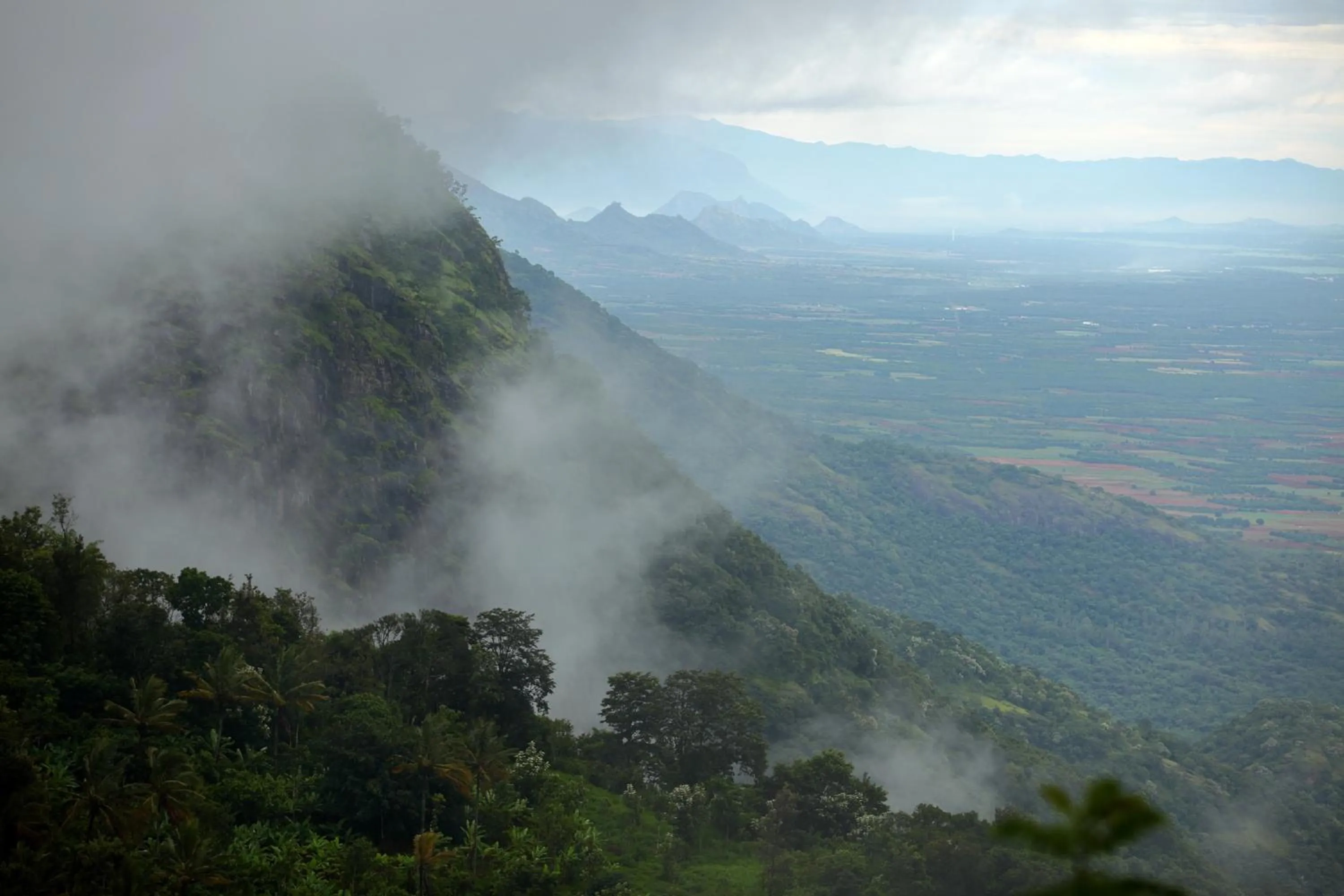 Natural landscape in Hills & Hues