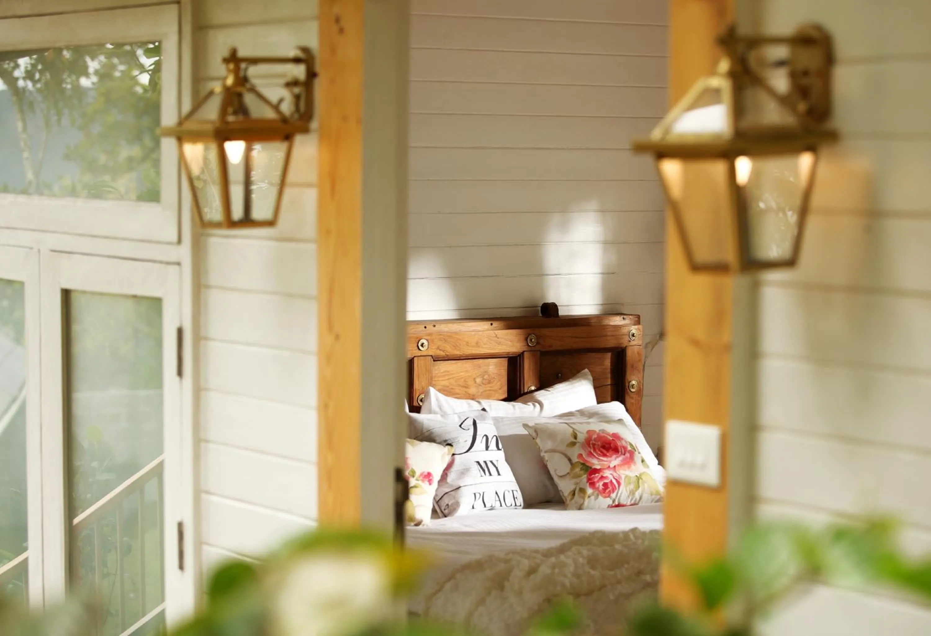 Activities, Bed in Hills & Hues