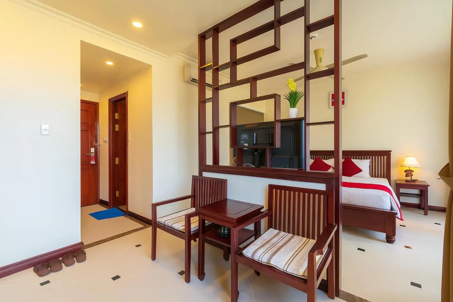 Photo of the whole room, Bed in Praha Hotel