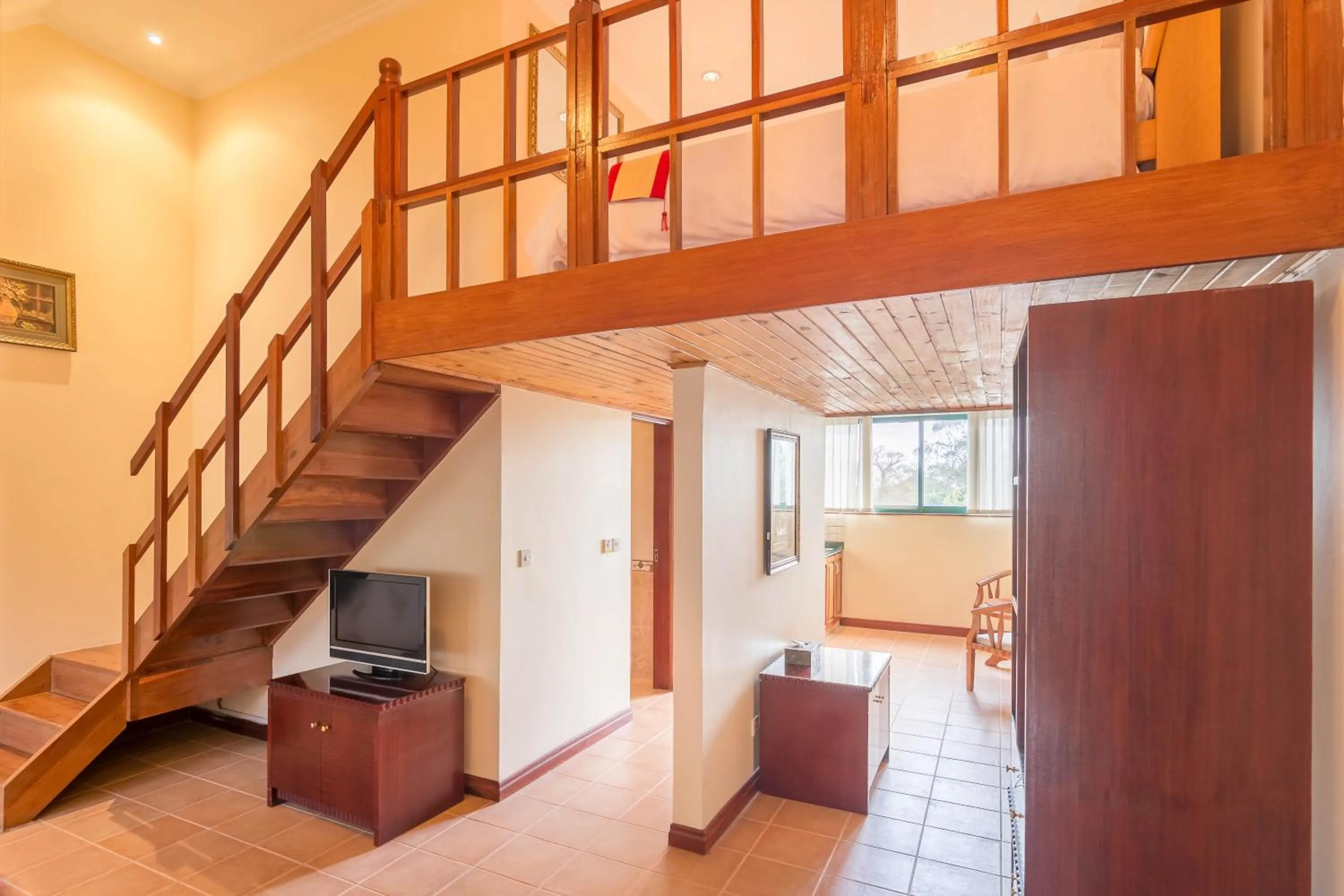 Living room in Gold Crest Hotel - Arusha