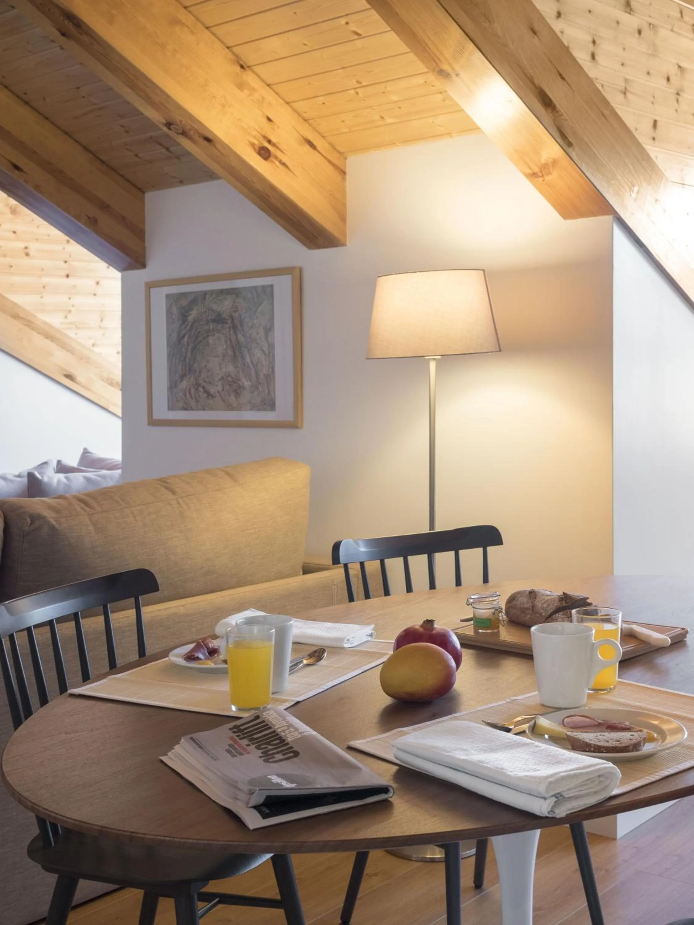 Dining area in Lisbon Serviced Apartments - Baixa Castelo