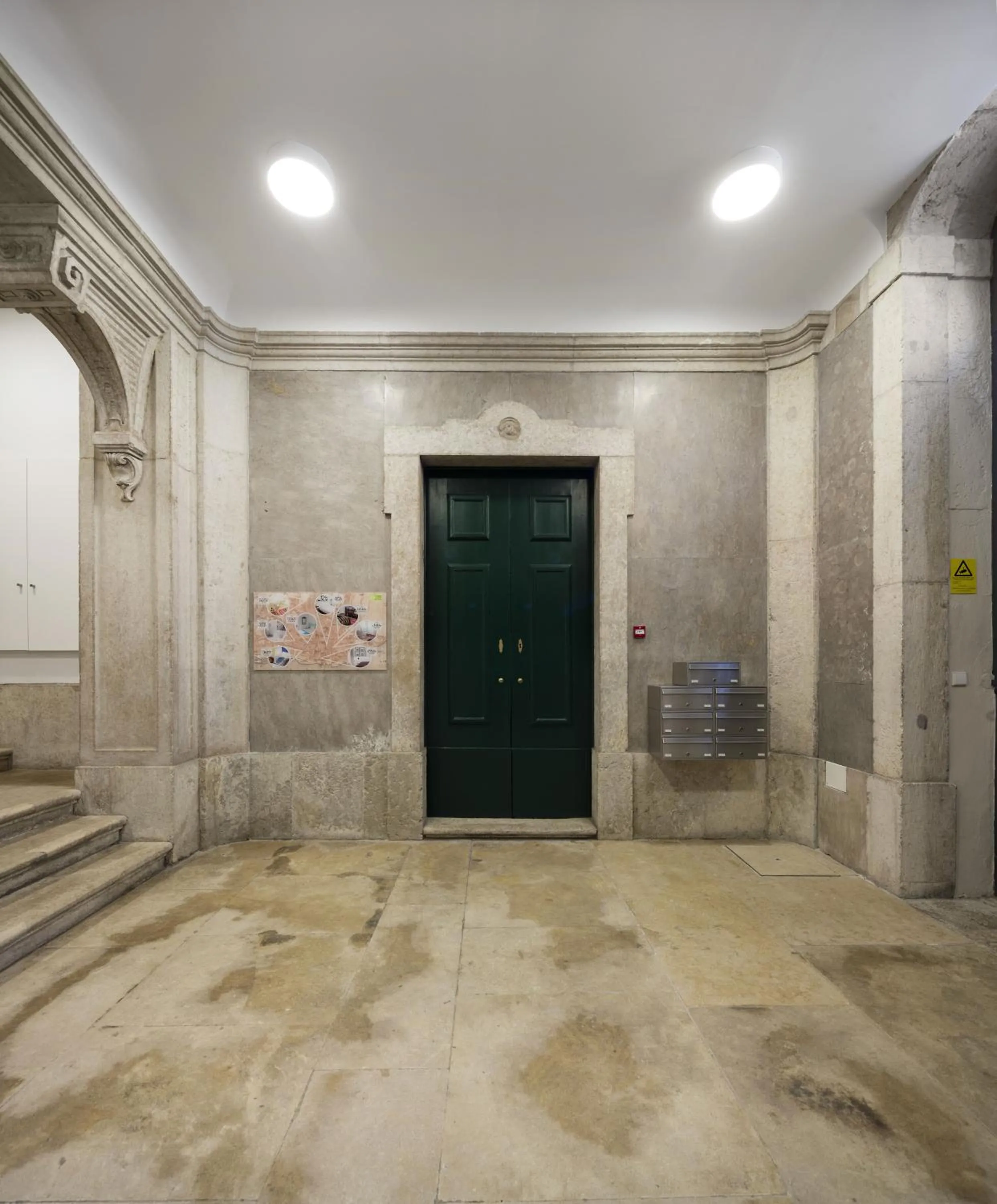 Facade/entrance in Lisbon Serviced Apartments - Baixa Castelo