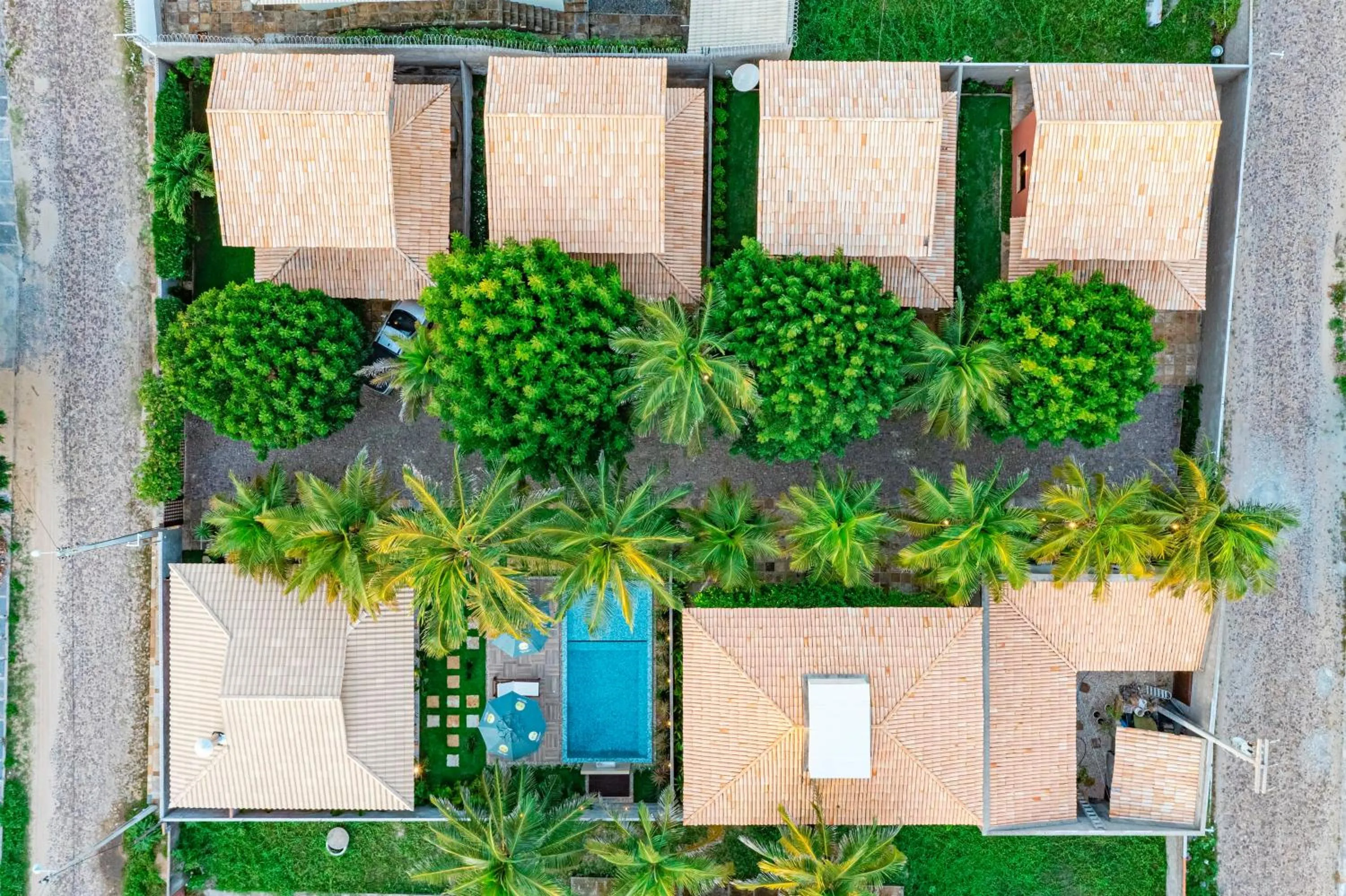 Bird's eye view in Sombra do Coqueiro Villas - 150m da Praia