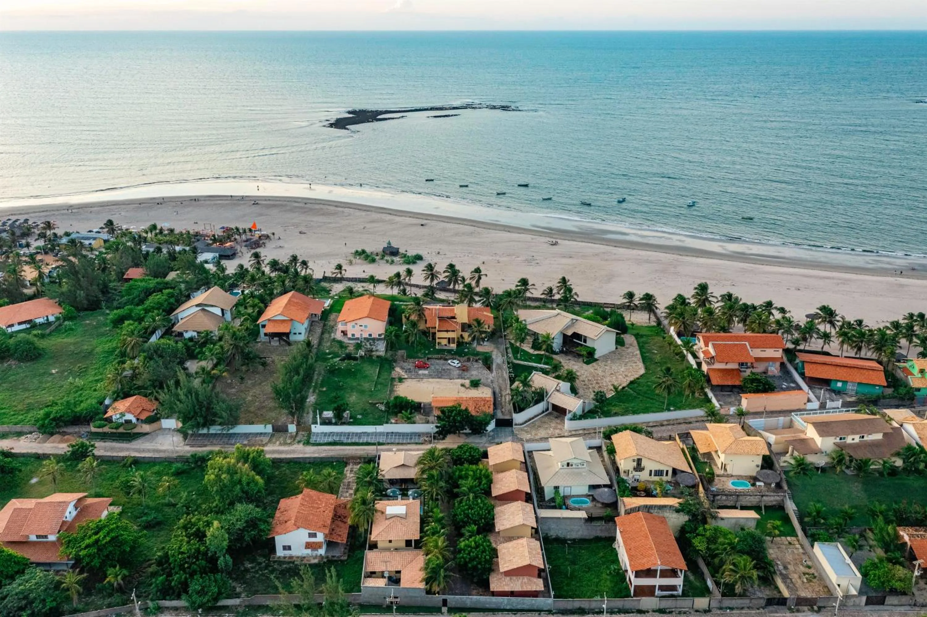 Bird's eye view in Sombra do Coqueiro Villas - 150m da Praia