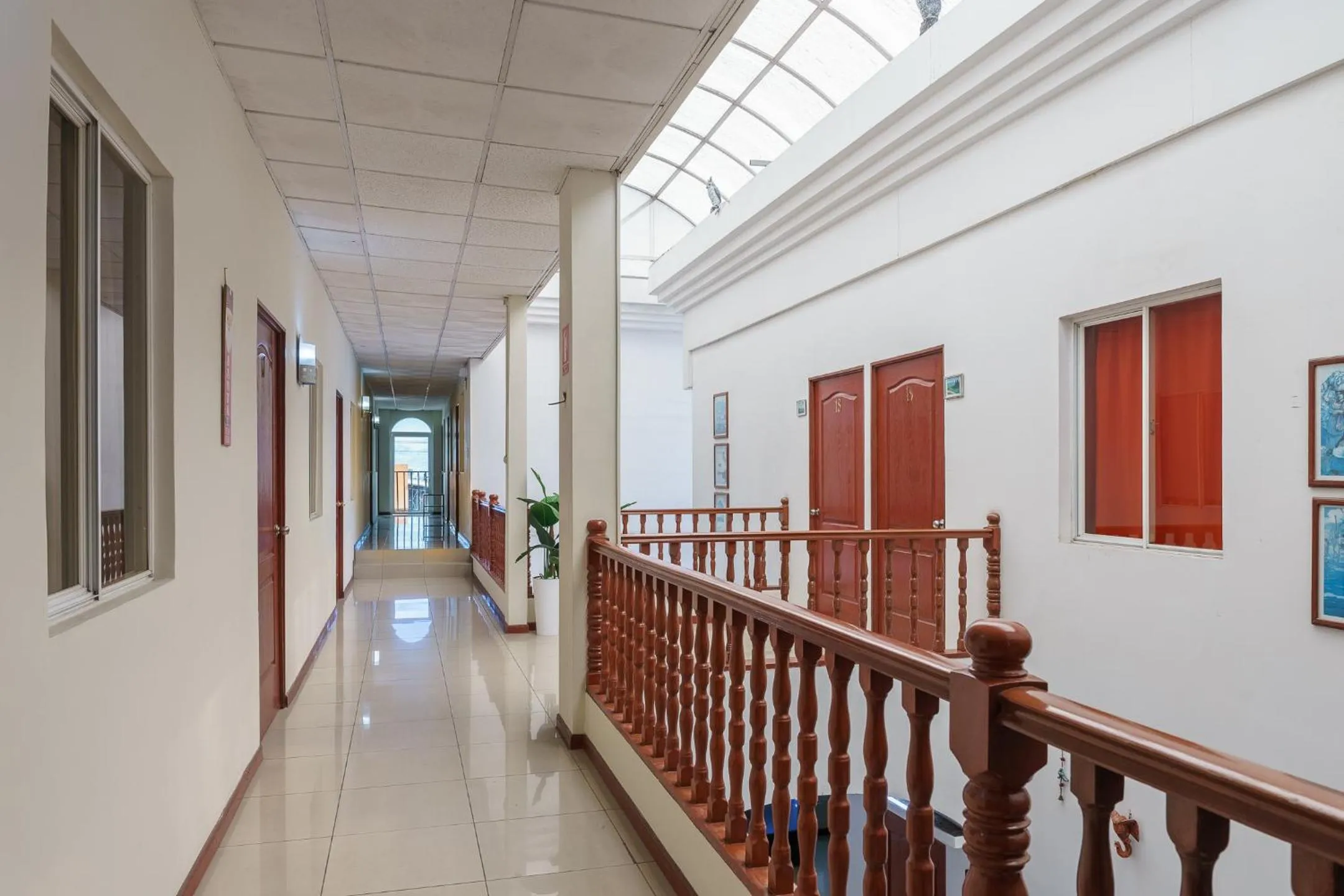 Area and facilities in Hotel Windsor Plaza