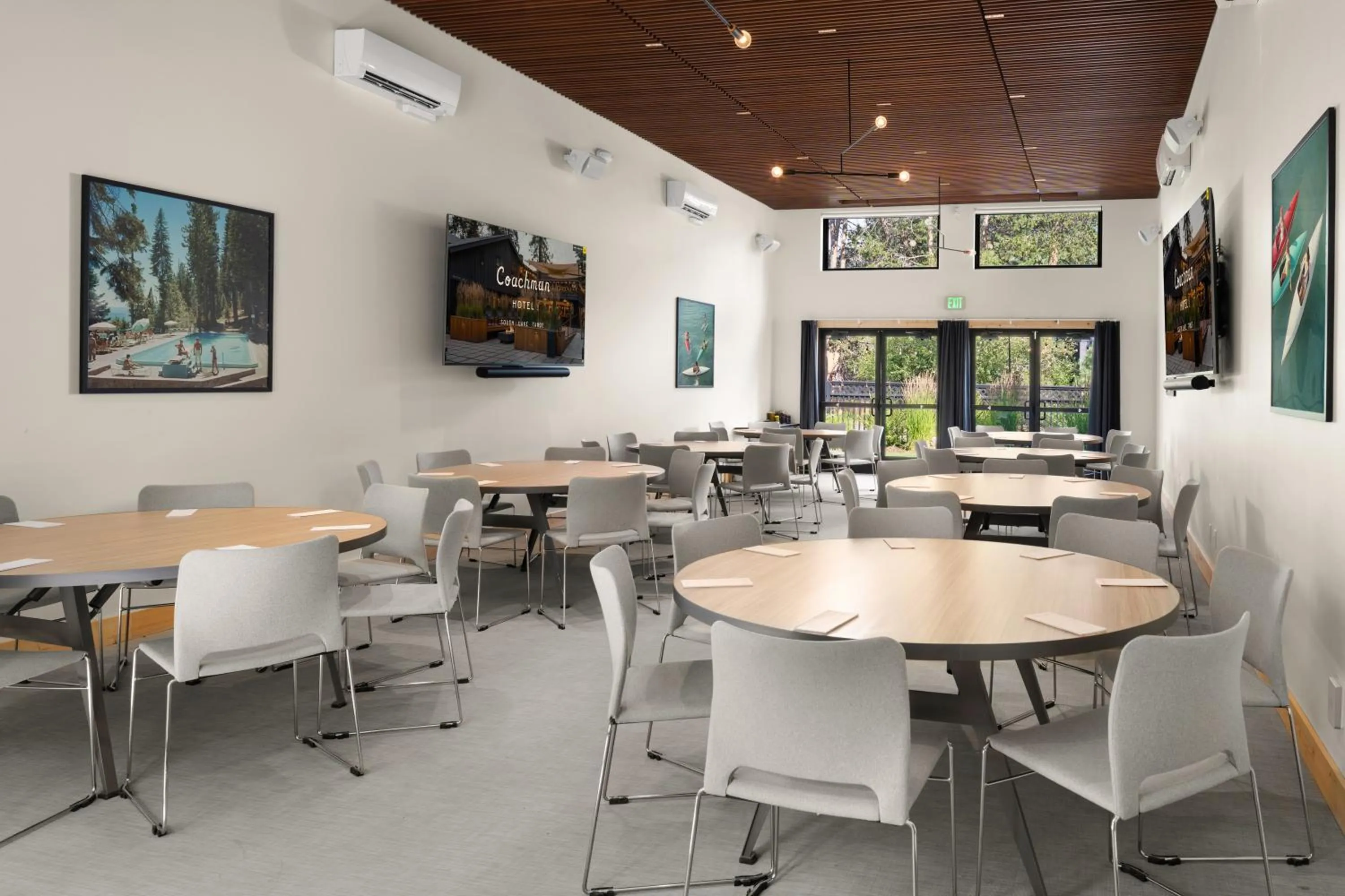 Banquet/Function facilities in The Coachman Hotel