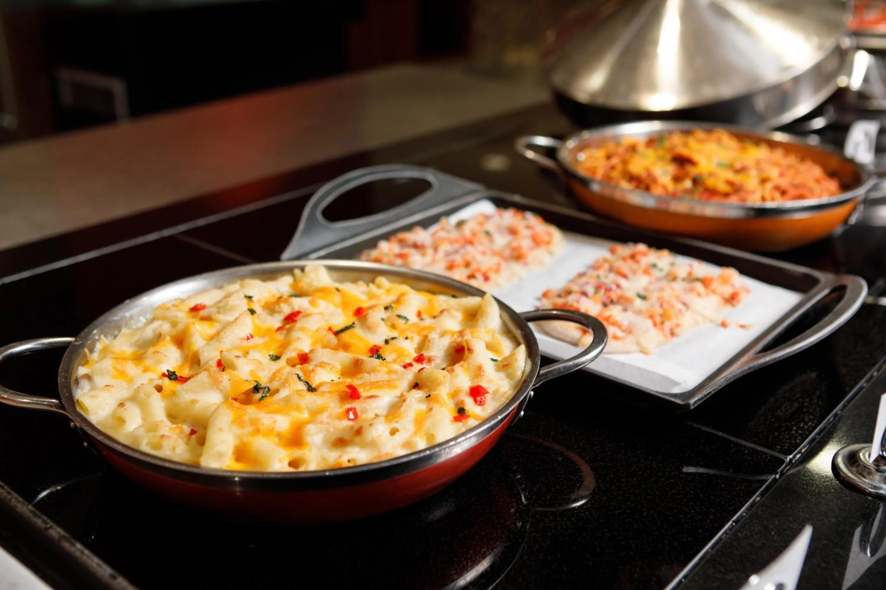 Restaurant/places to eat in Guam Plaza Resort