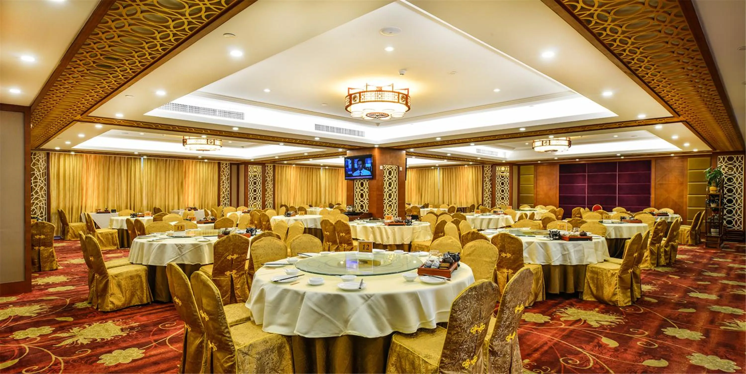Restaurant/places to eat in Foshan Jiagao Business Hotel