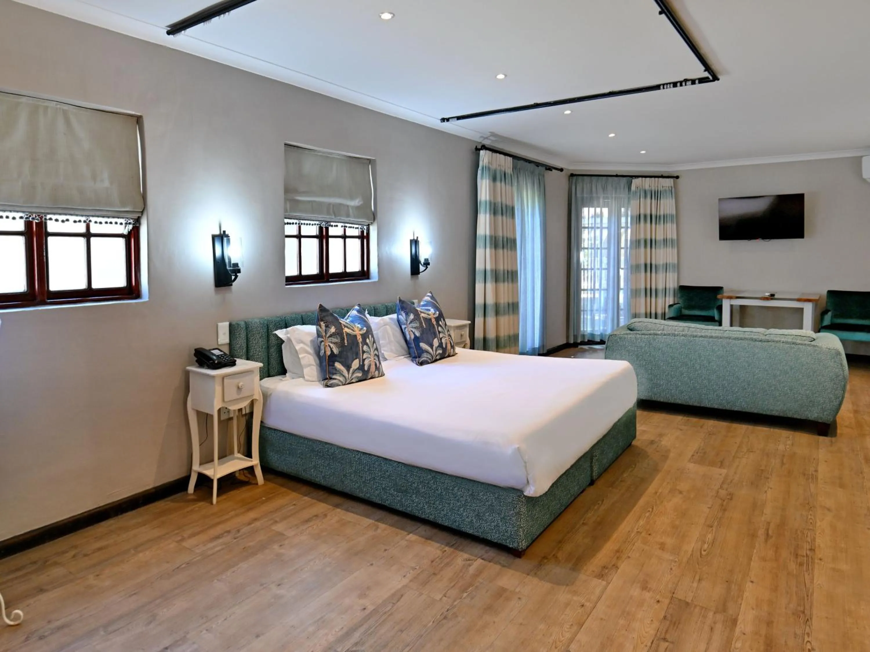 Bed in ANEW Resort Wilderness Garden Route