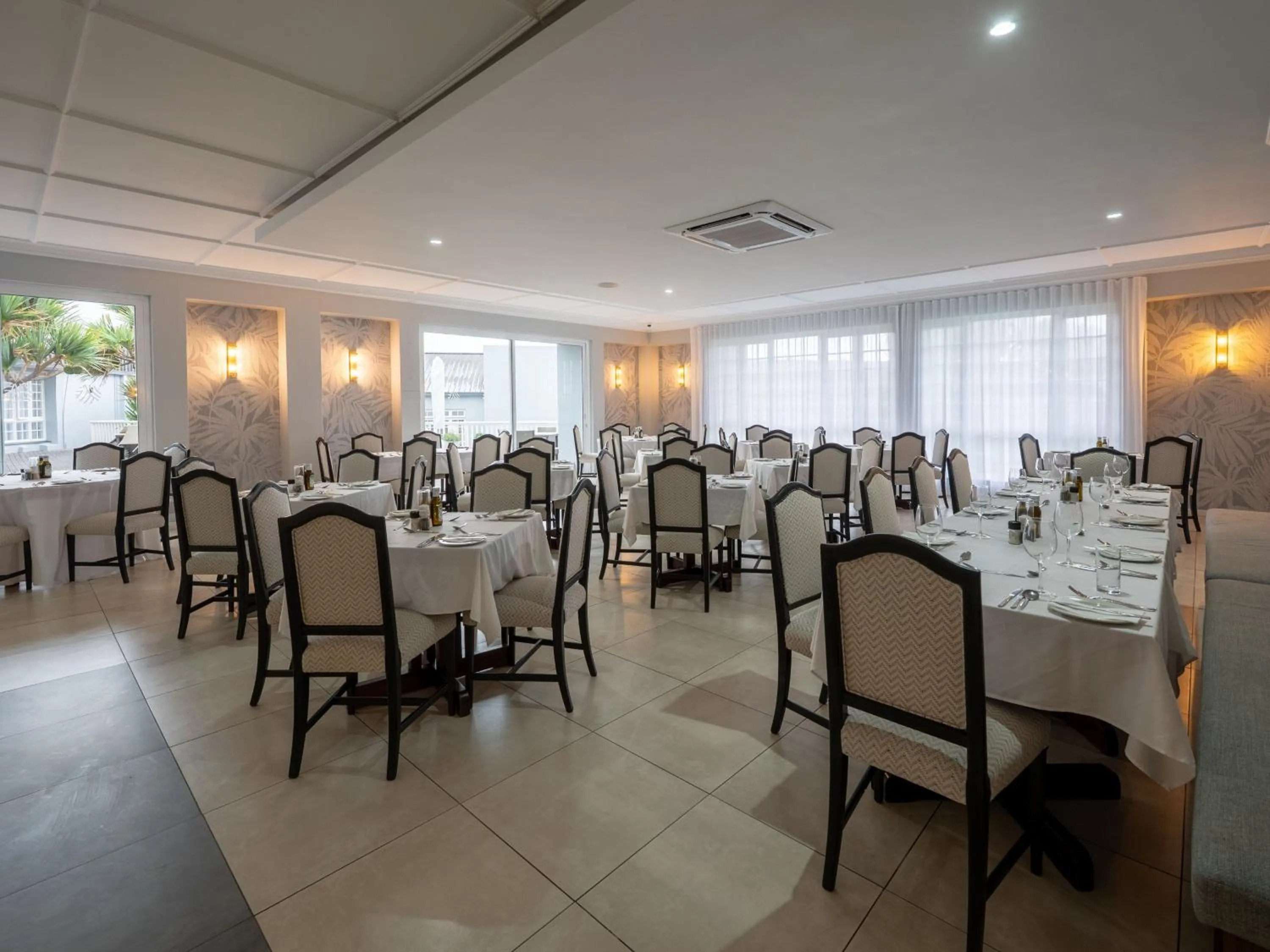 Restaurant/places to eat in ANEW Resort Wilderness Garden Route