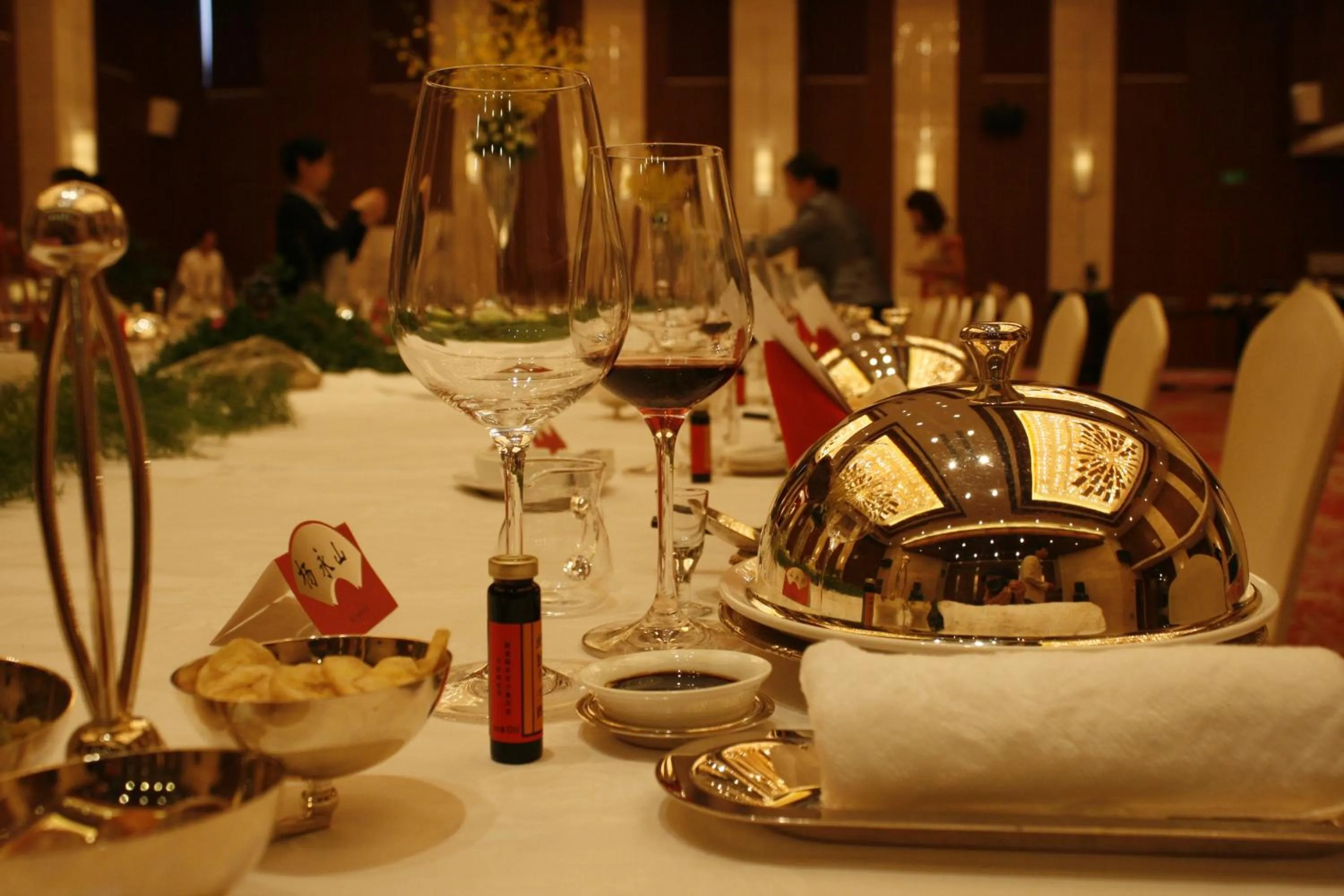 Restaurant/places to eat in Landison Plaza International Hotel