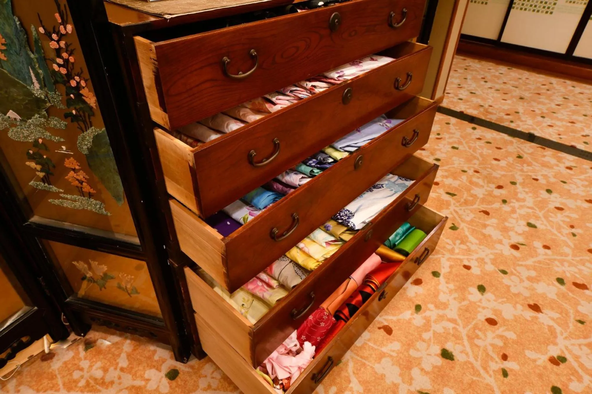 Decorative detail in Ryokan Tamura