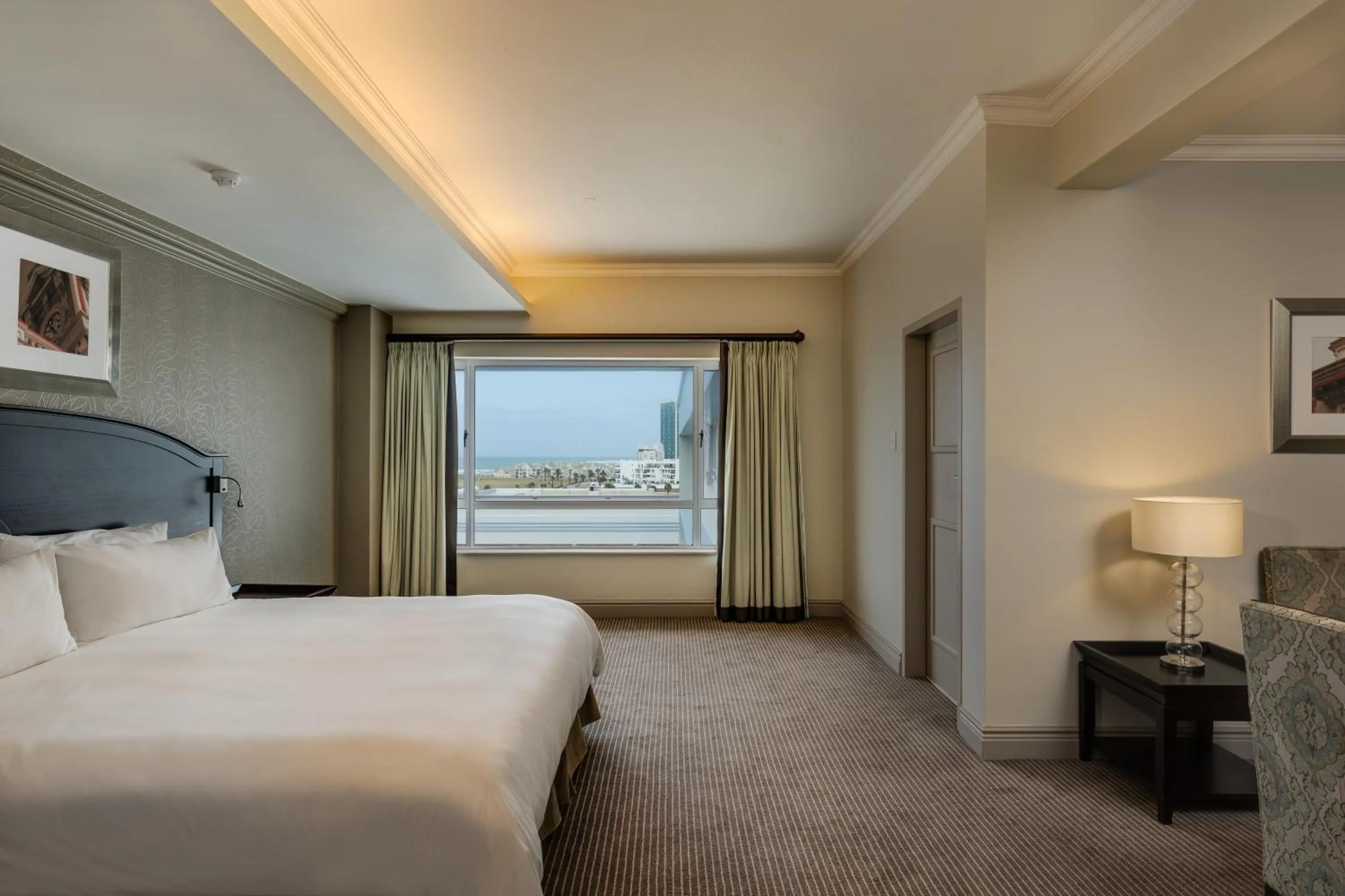 Bedroom, Bed in Southern Sun The Marine