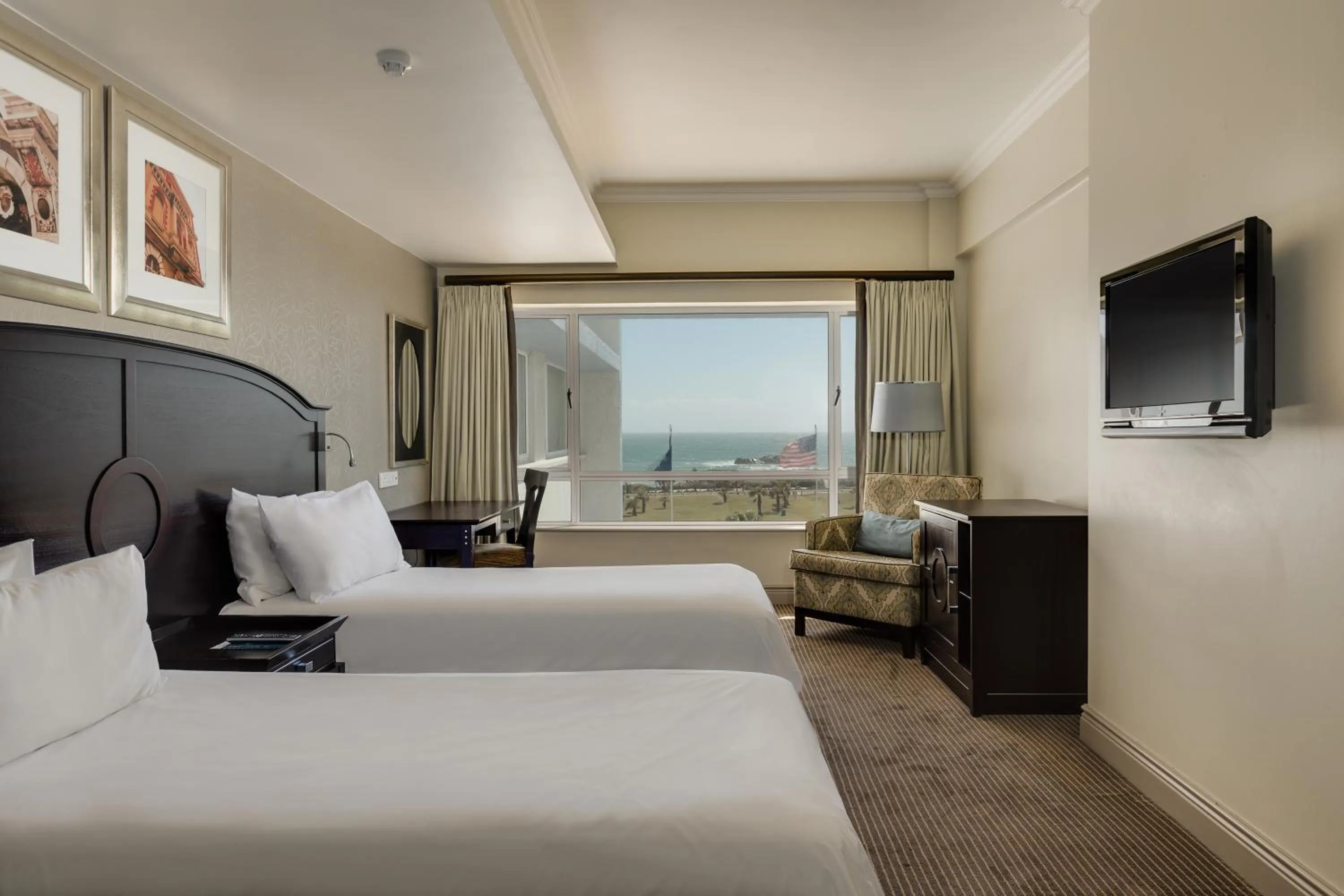 Bedroom, Bed in Southern Sun The Marine