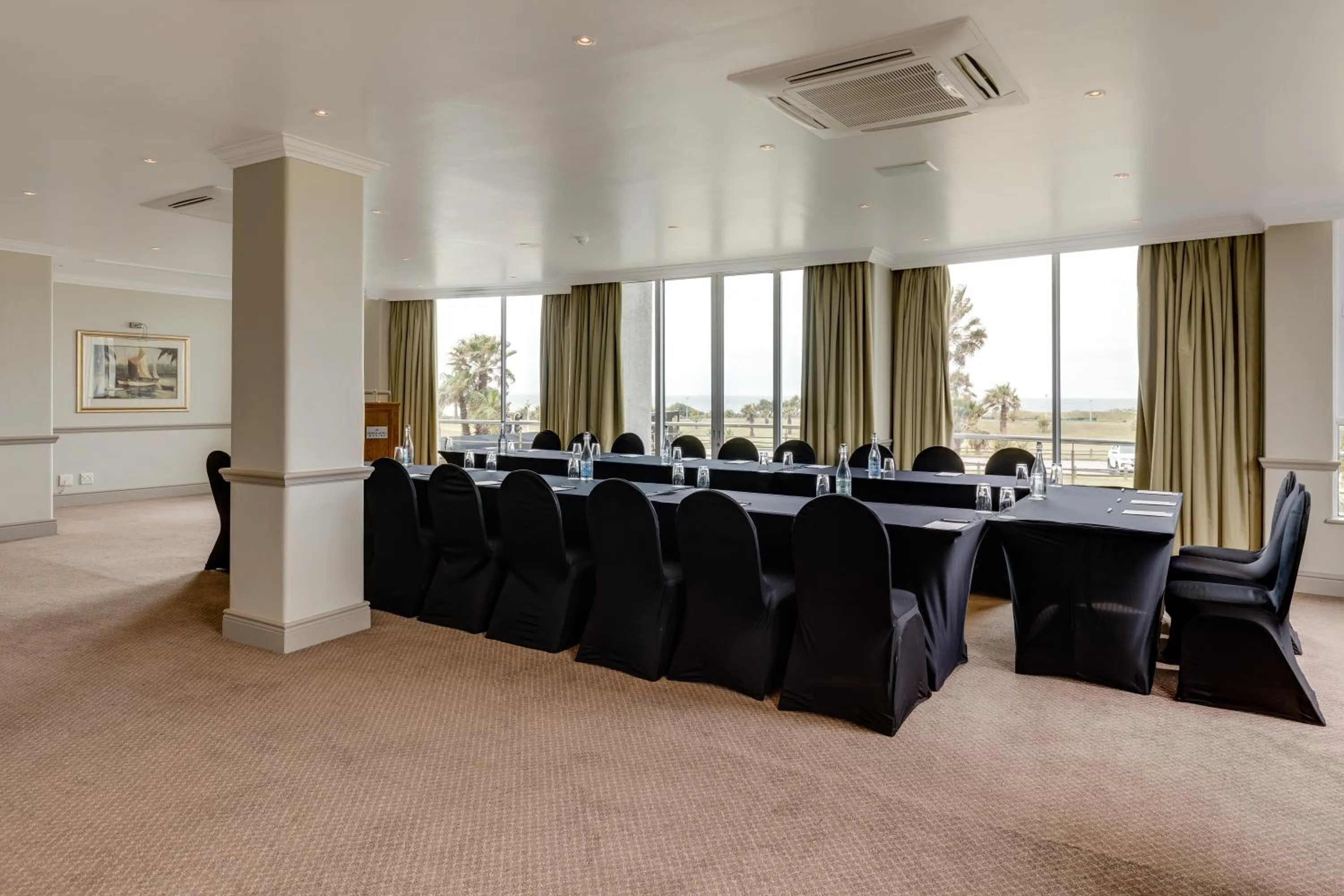 Meeting/conference room in Southern Sun The Marine