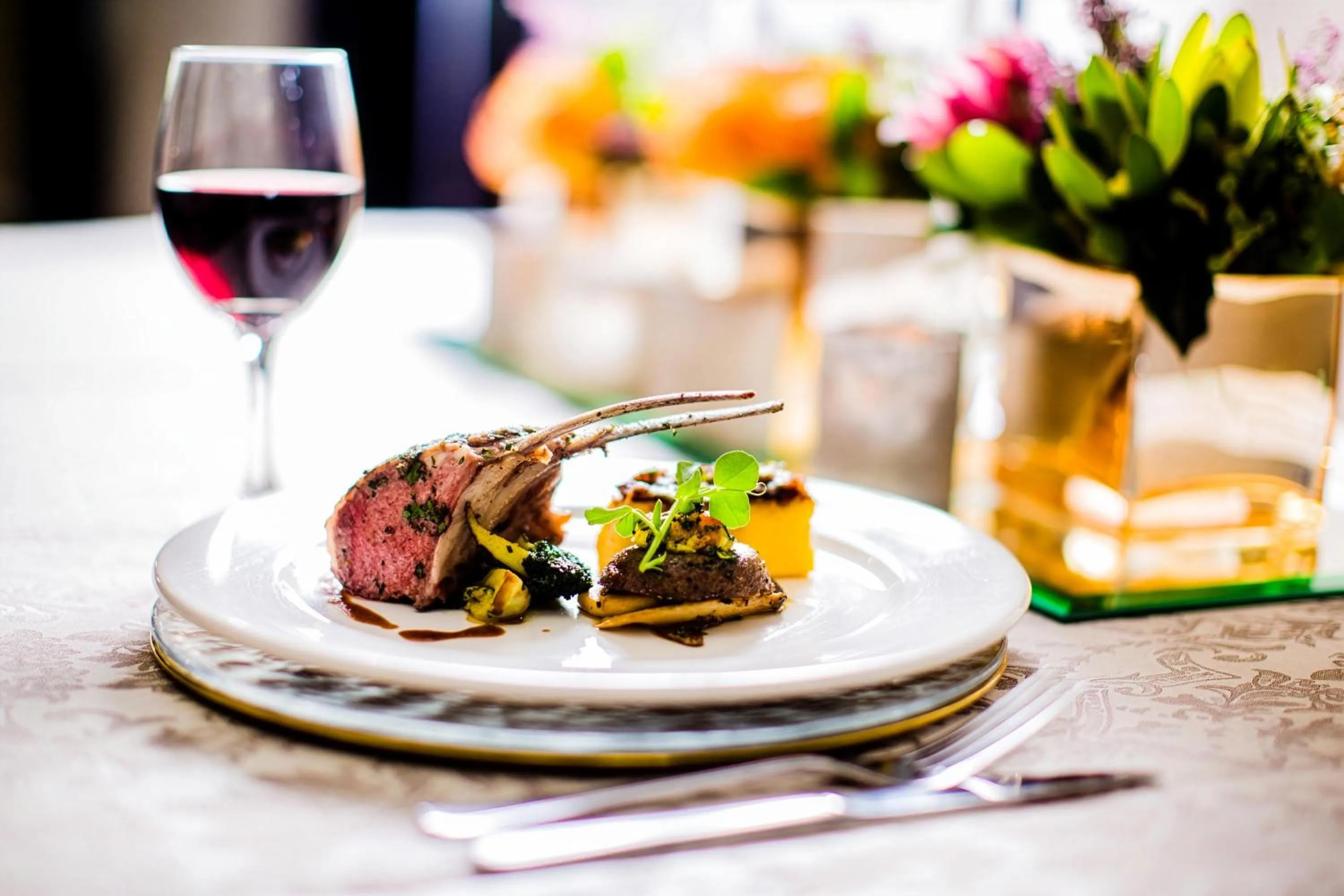 Restaurant/places to eat in Southern Sun The Marine