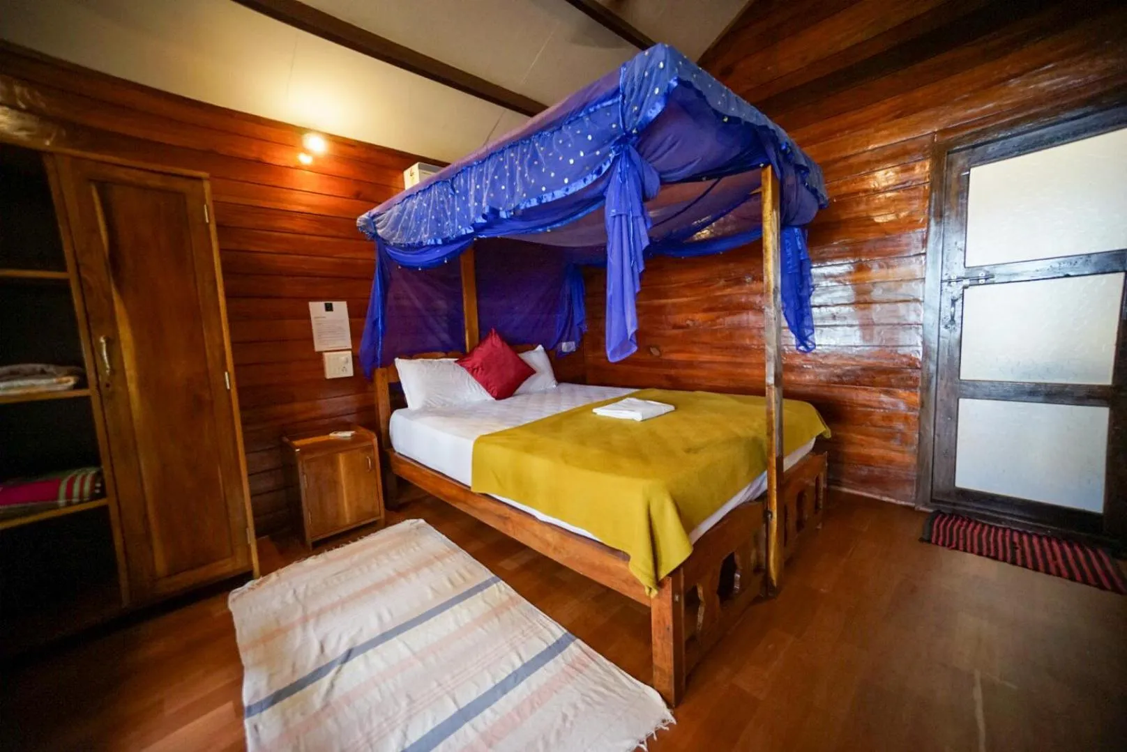 Bedroom, Bed in Jardim a Mar