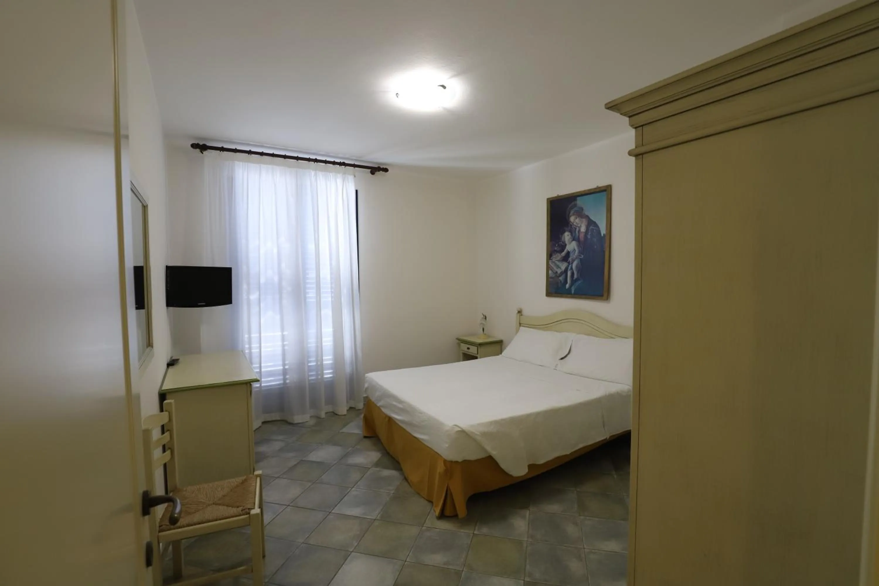 Photo of the whole room, Bed in Hotel Celeste