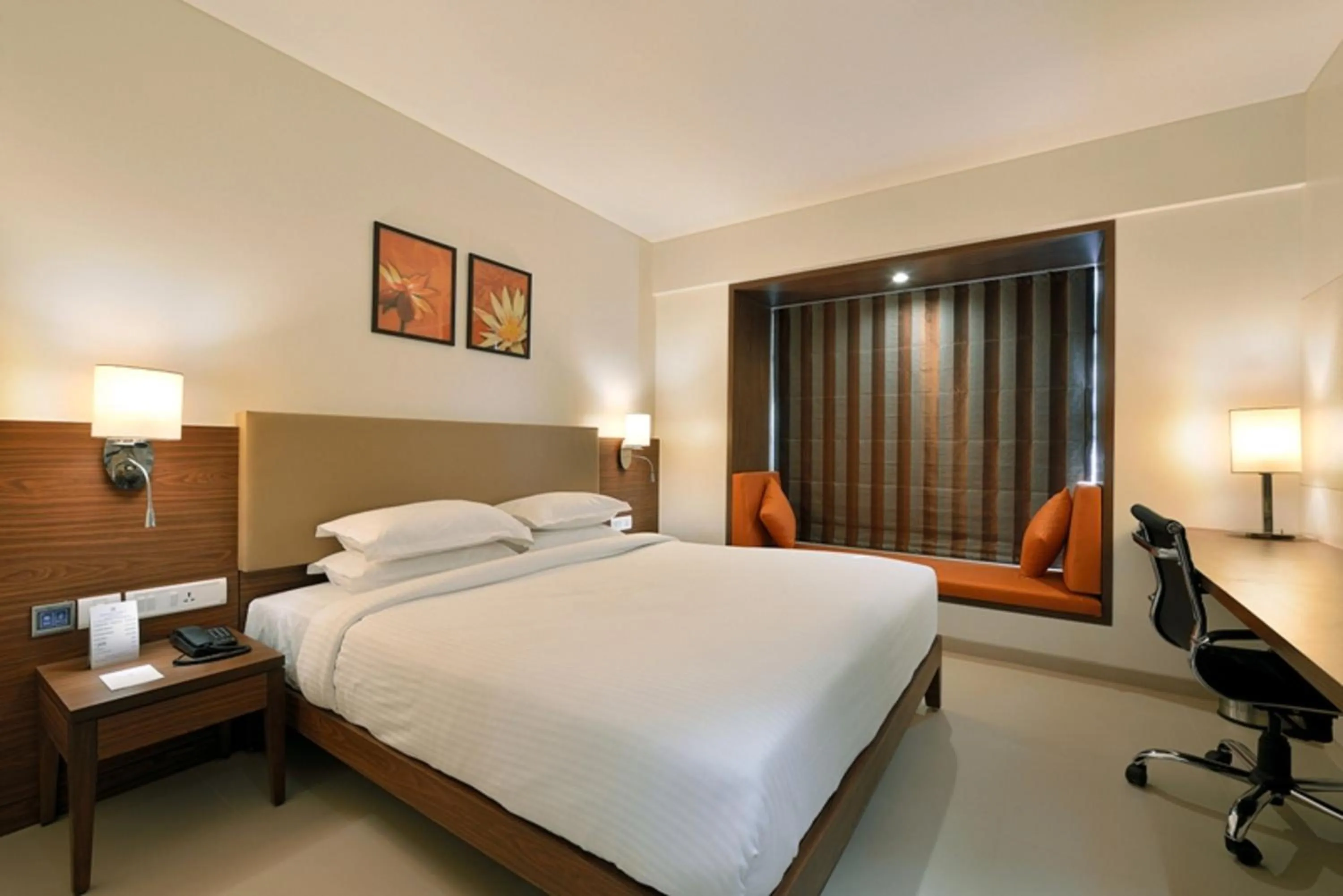 Bedroom, Bed in Krishna Palace Hotel - Ambernath