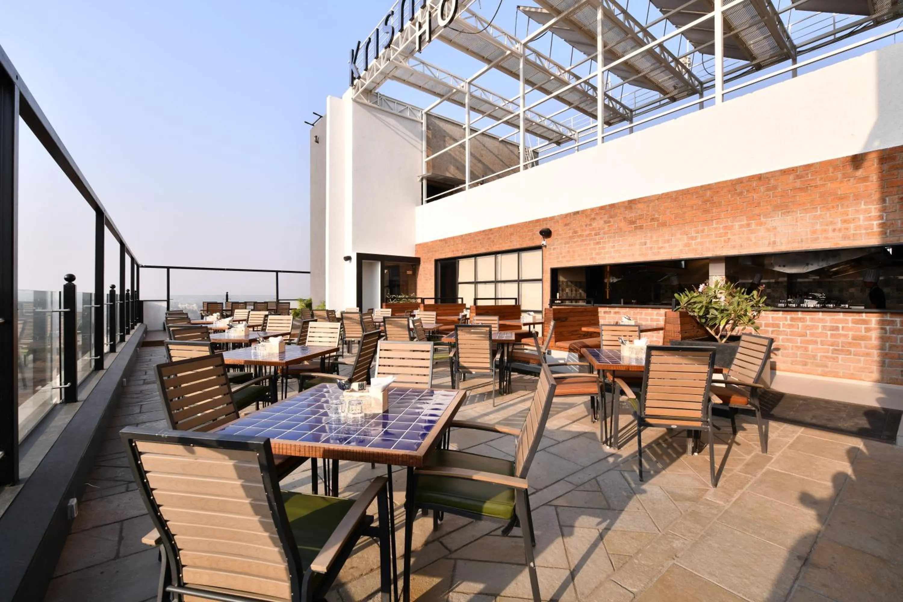 Lounge or bar in Krishna Palace Hotel - Ambernath