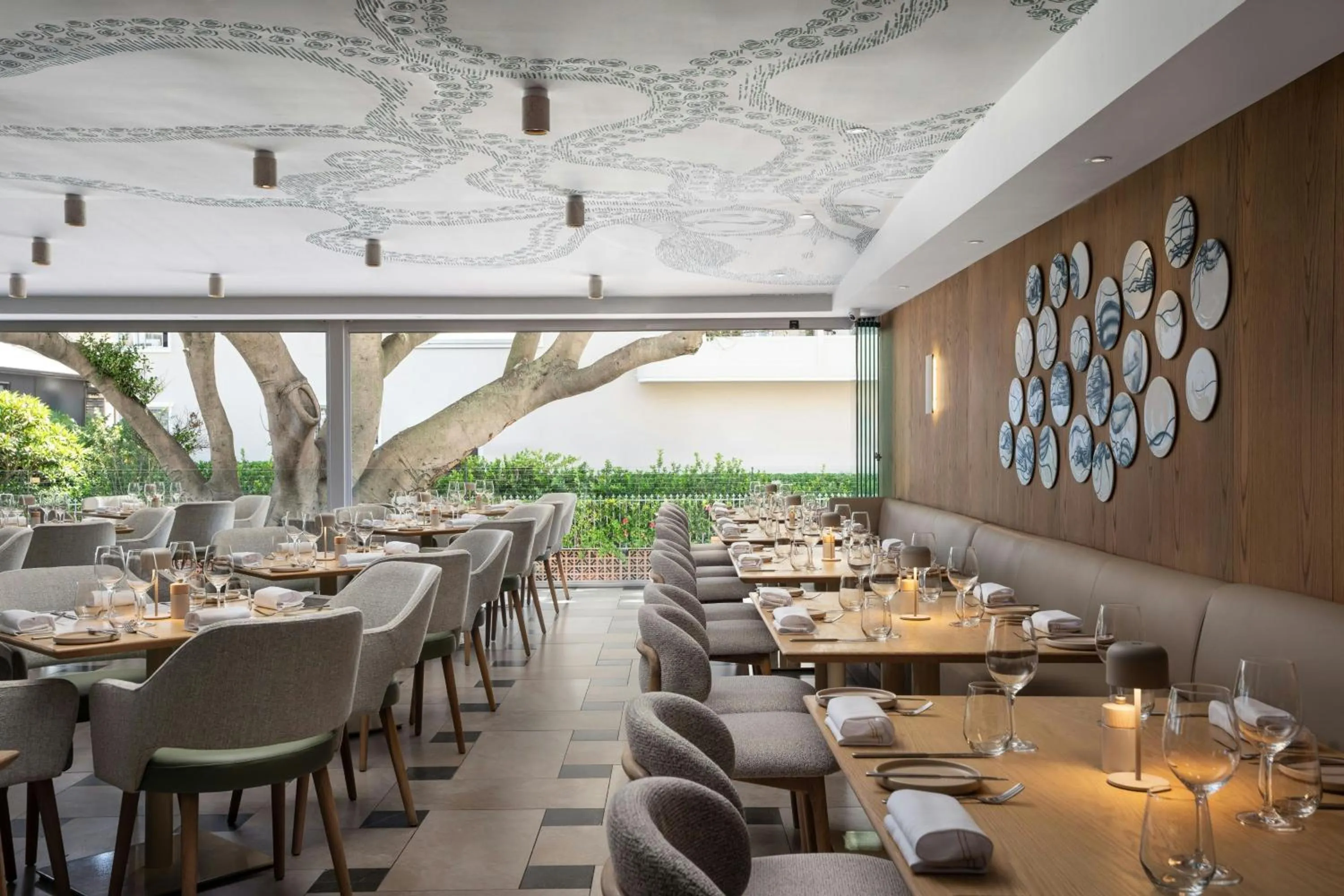 Restaurant/places to eat in Protea Hotel by Marriott Cape Town Sea Point