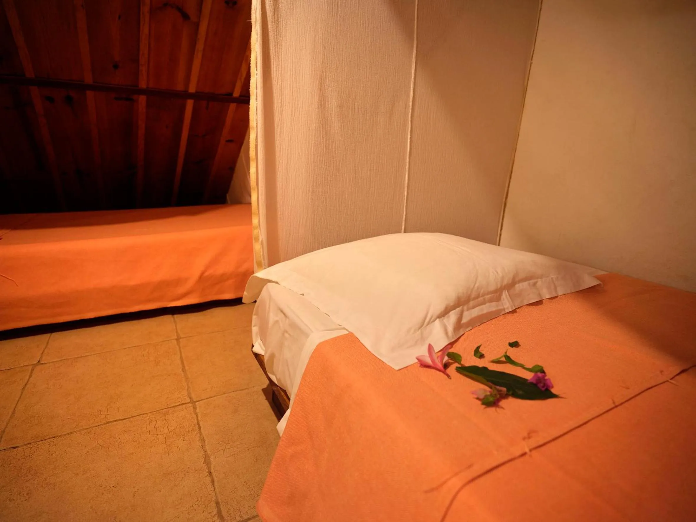 Bed in Le Jardin Maore