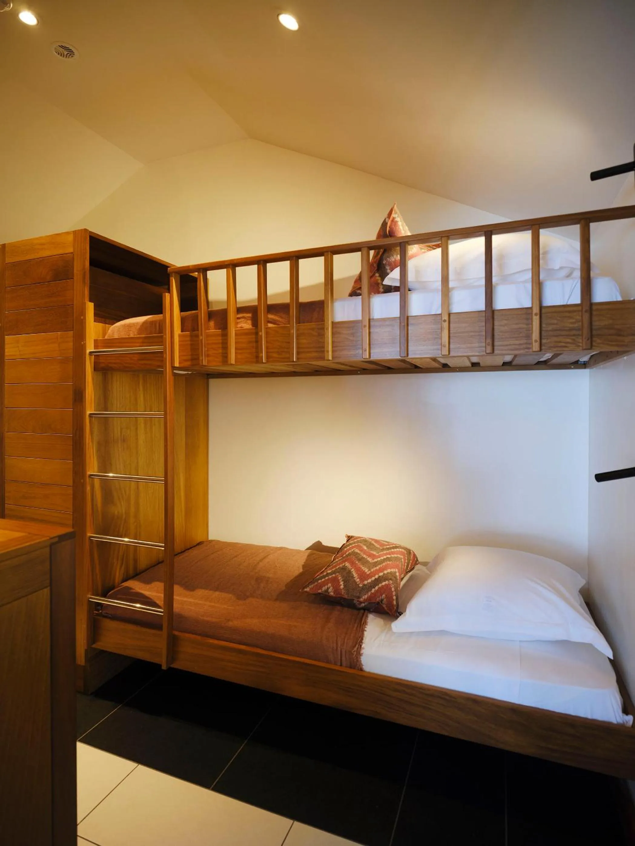 Bed in Le Jardin Maore